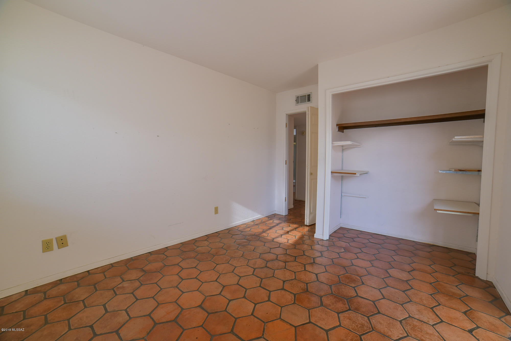 Tanque Verde Estates (1-71) - Residential
