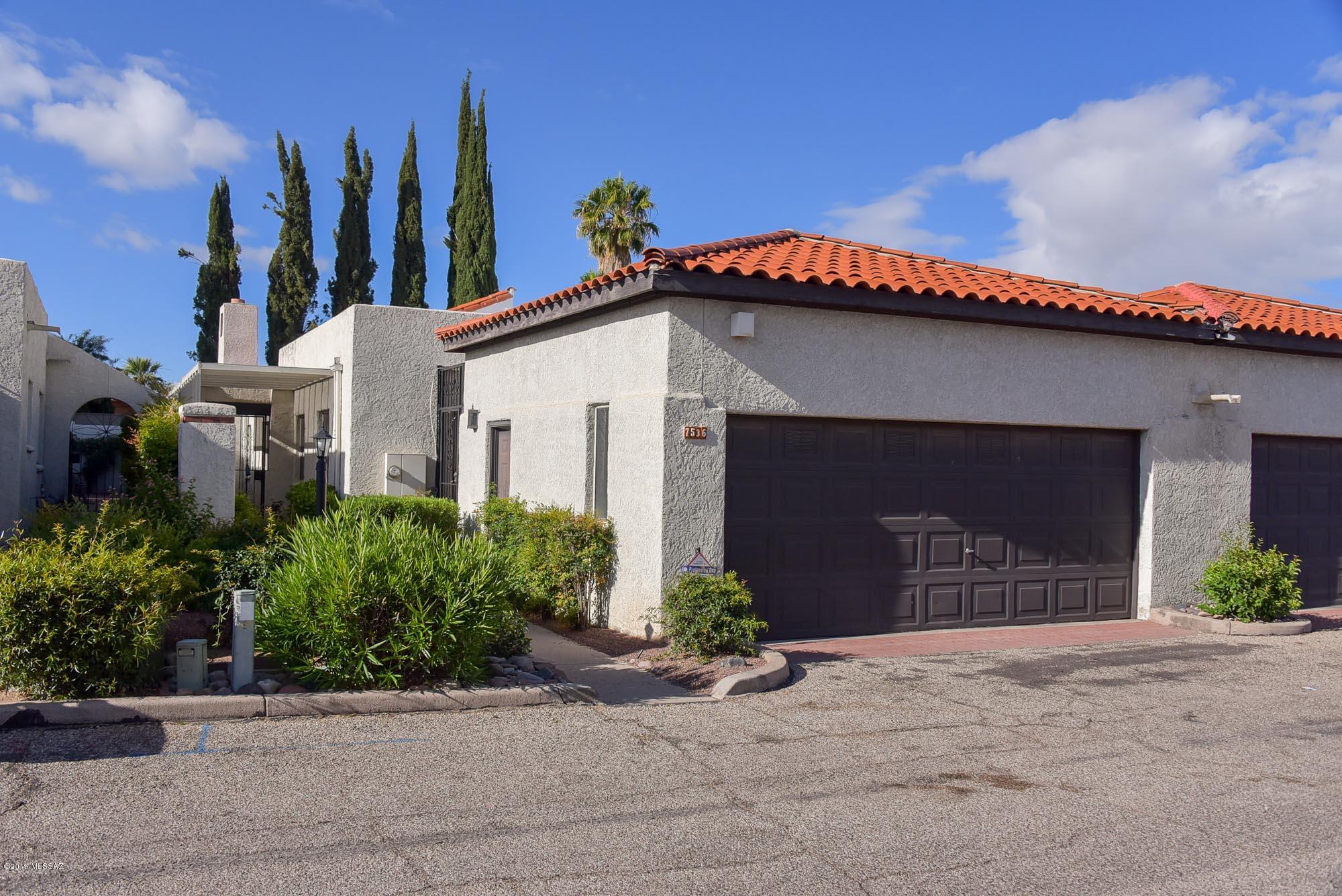 Tanque Verde Estates (1-71) - Residential