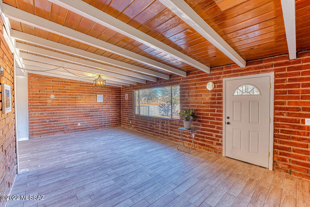 Cloverleaf Resub. - Residential