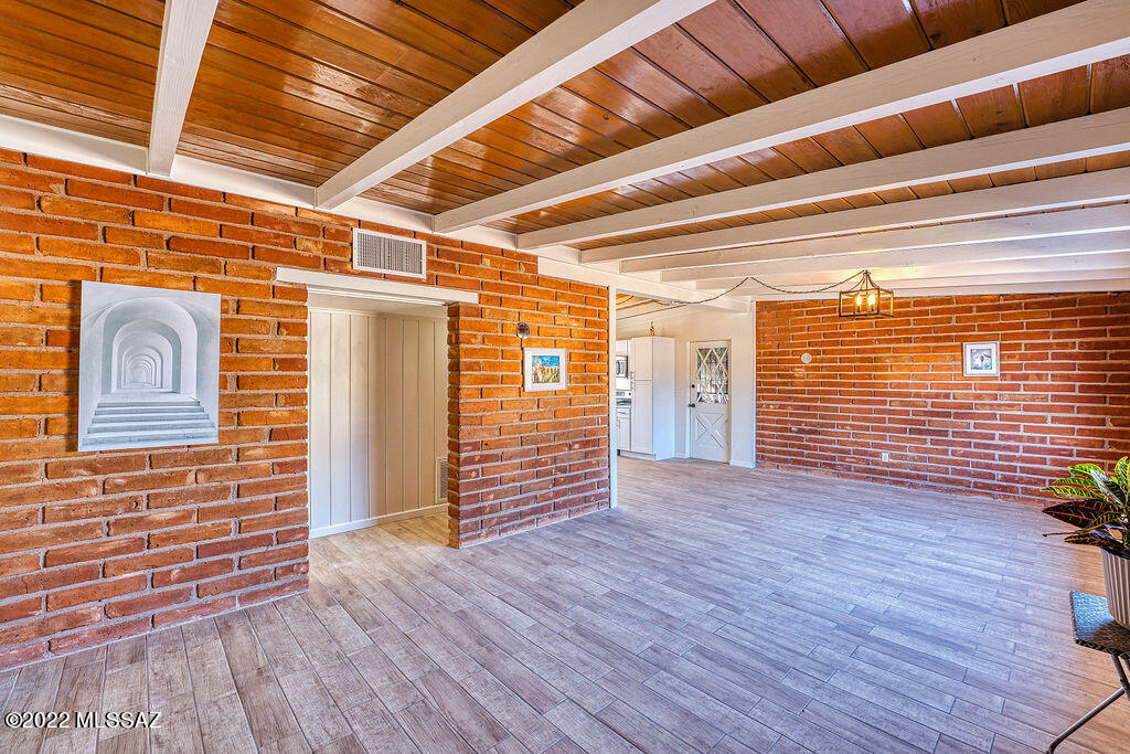Cloverleaf Resub. - Residential