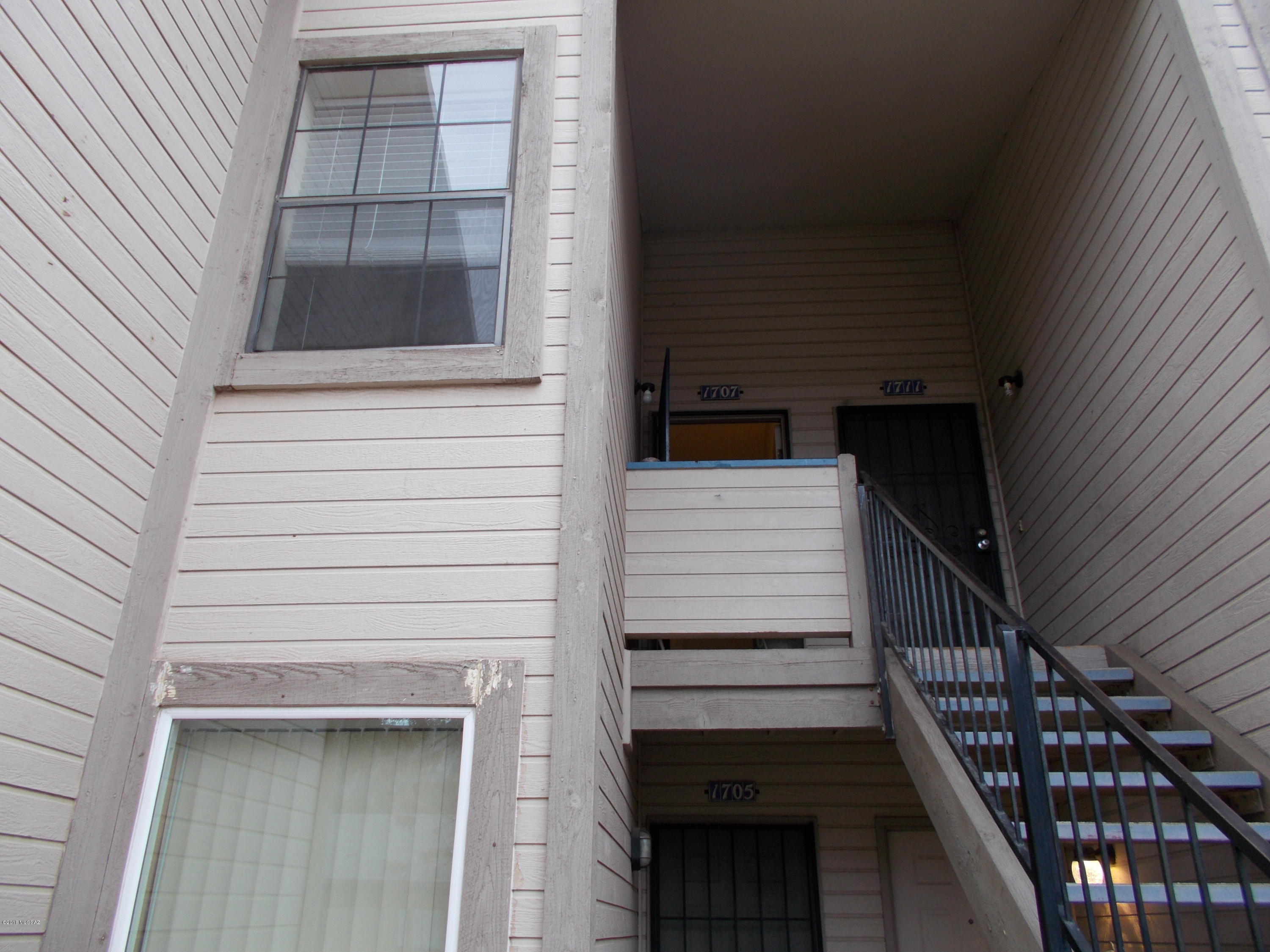 Village At Midvale Park Amend, (165-260) - Residential Lease
