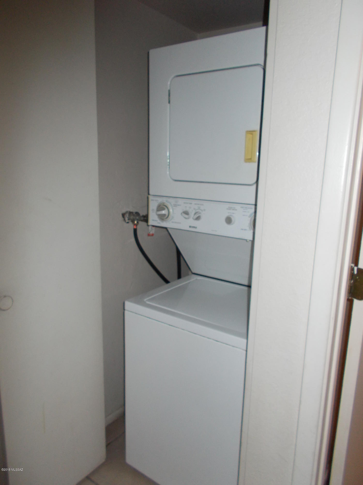 Village At Midvale Park Amend, (165-260) - Residential Lease