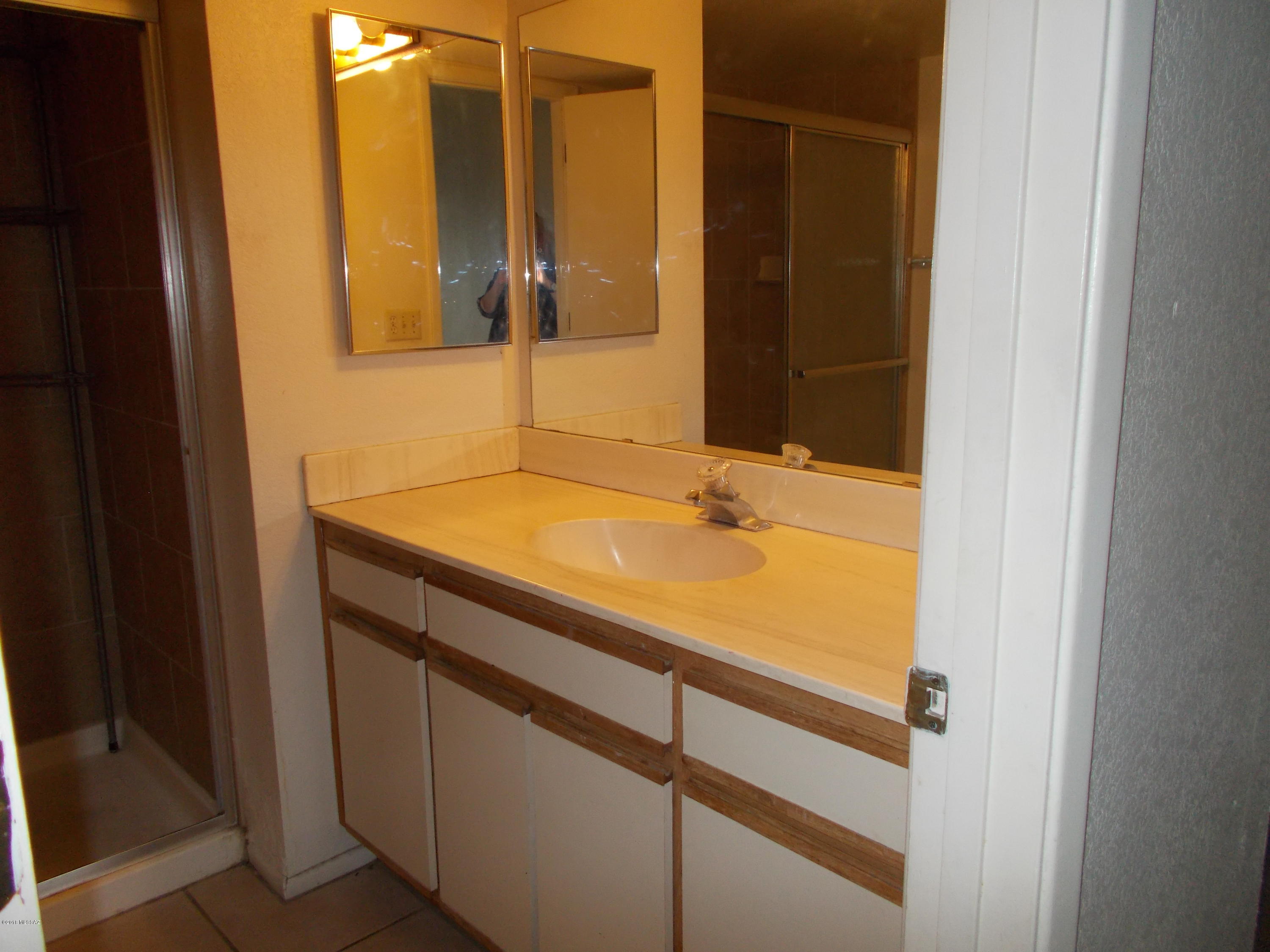 Village At Midvale Park Amend, (165-260) - Residential Lease