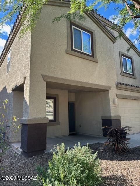 Vista Del Lago Norte SQ20140780198 - Residential Lease