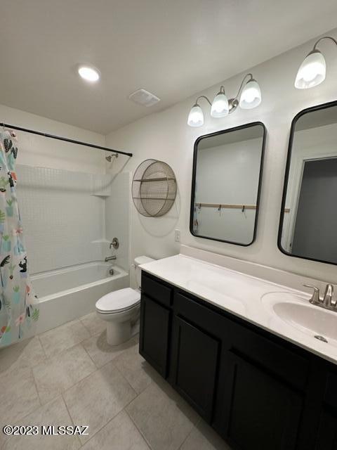 Vista Del Lago Norte SQ20140780198 - Residential Lease