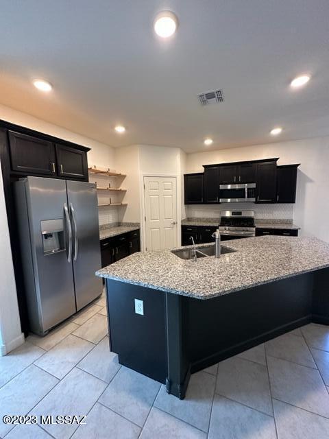 Vista Del Lago Norte SQ20140780198 - Residential Lease
