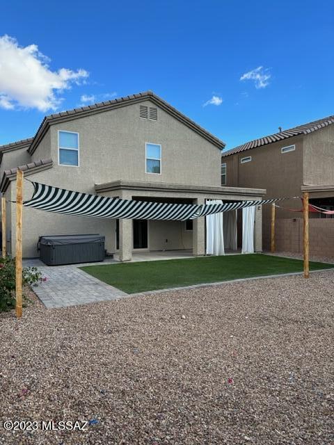 Vista Del Lago Norte SQ20140780198 - Residential Lease