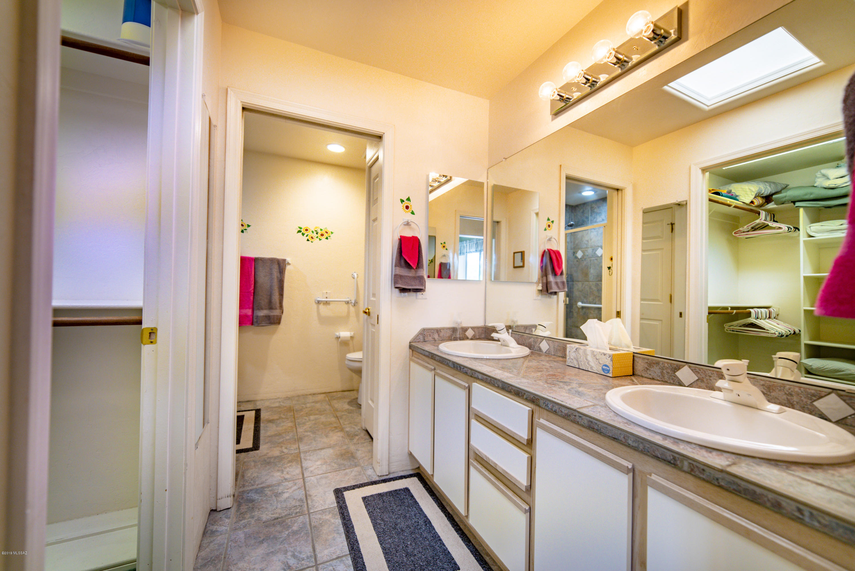 Green Valley Townhouses 4 - Residential