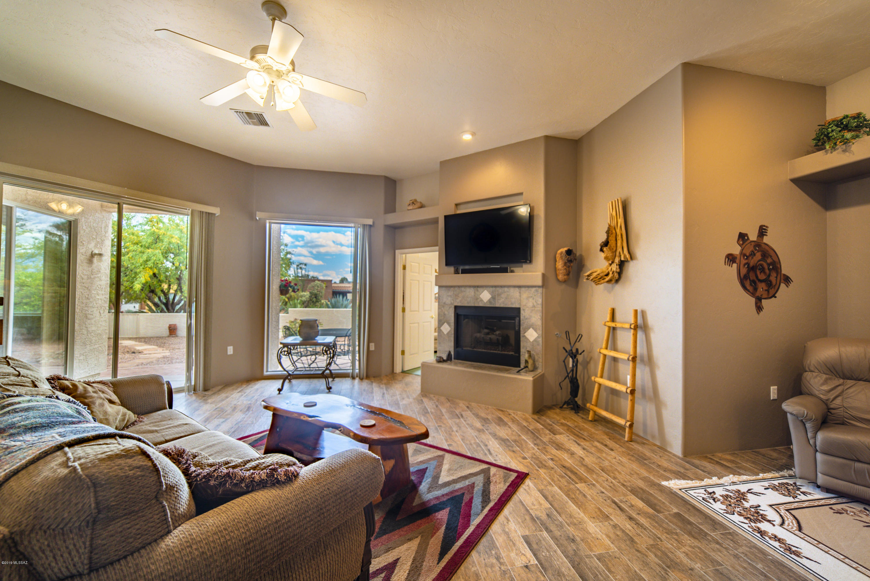 Green Valley Townhouses 4 - Residential