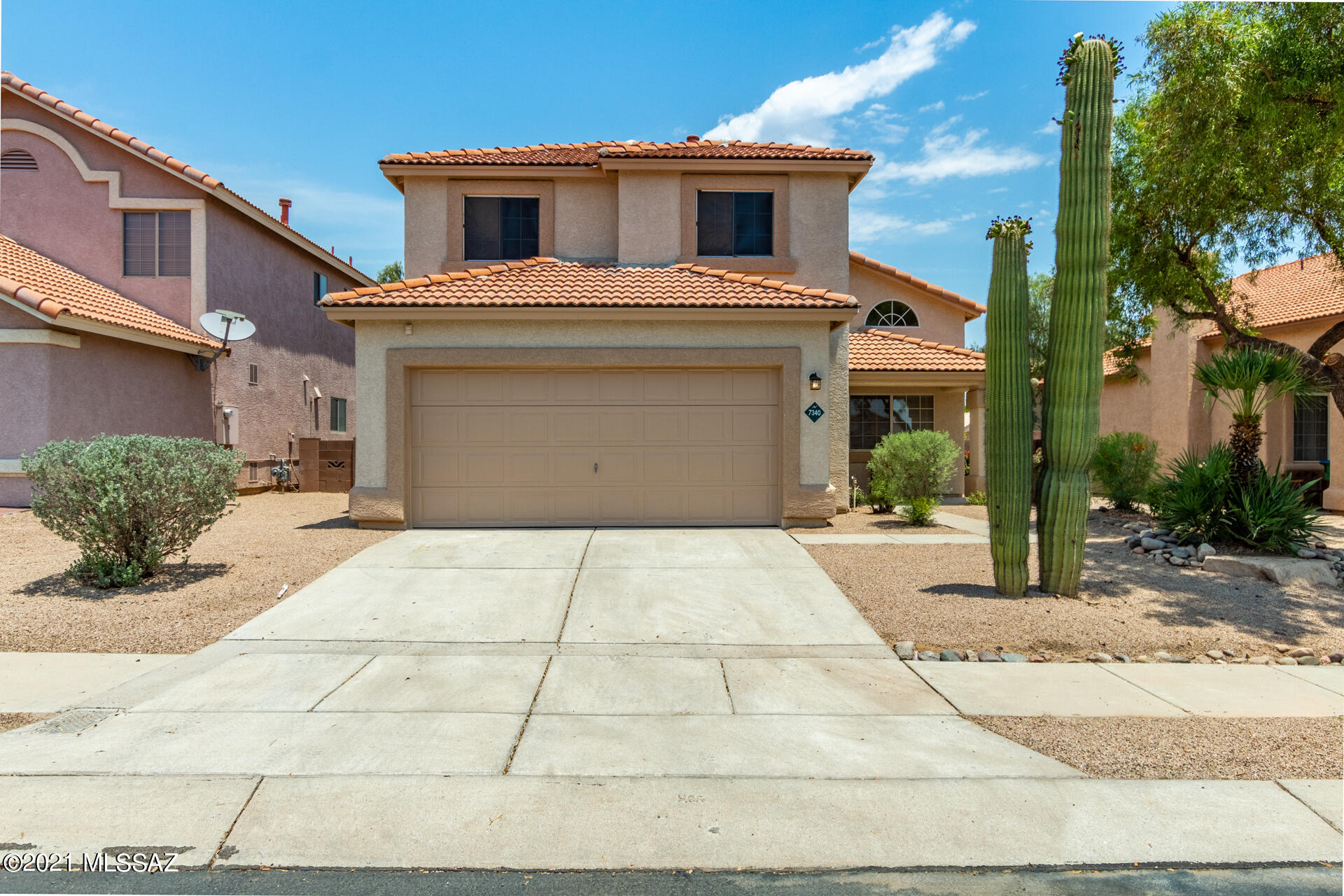 Beautiful 3 bedroom, 2.5 bathroom home located in Continental Ranch. This home features an open concept, kitchen
overlooking the family room, updated appliances, fresh paint inside and out, new carpet, a large family room with
fireplace, and much more. Relax in your large Master bedroom or outside under the covered patio. This house is
conveniently located within walking distance to the community pools, park and local school. Come see this amazing home today before it is gone!