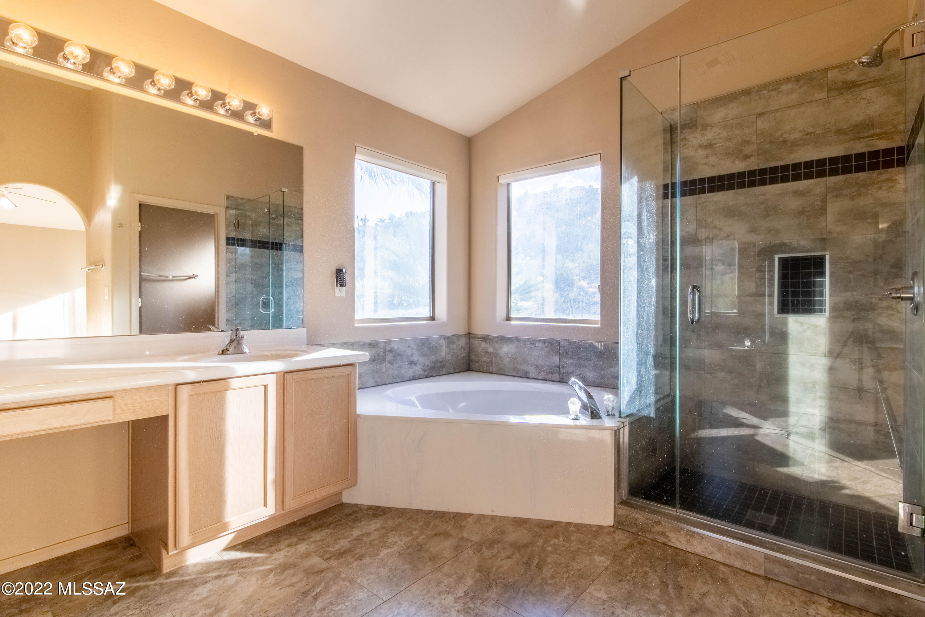 Sabino Mountain (1-290) - Residential Lease