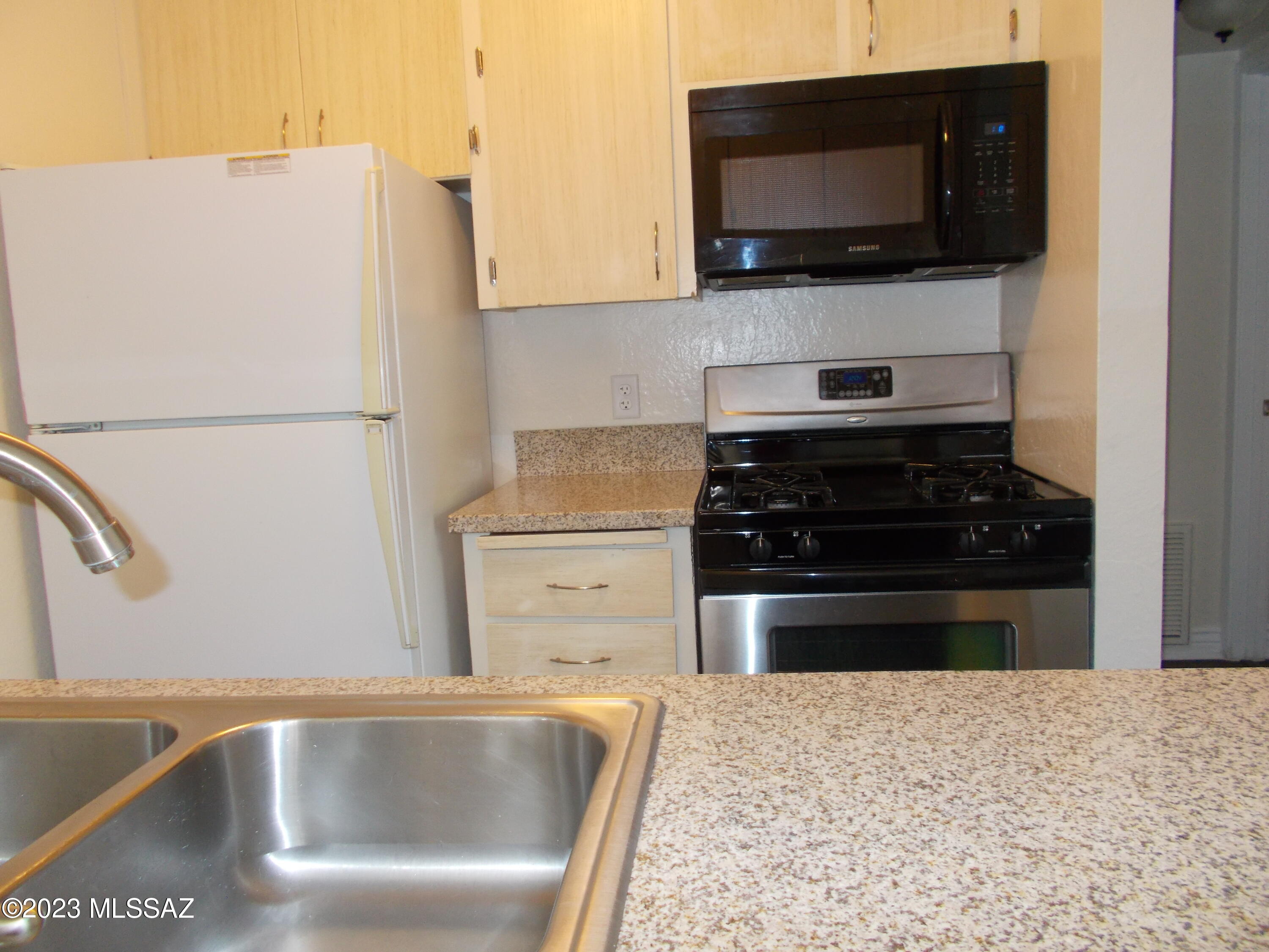 Langley Gardens Condominiums - Residential