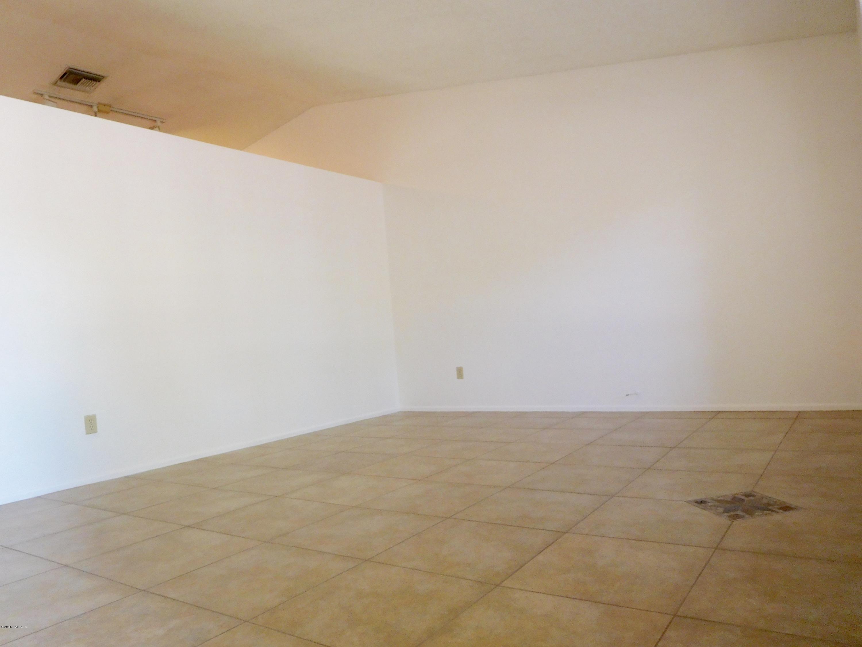 Falcon Point (1-170) - Residential