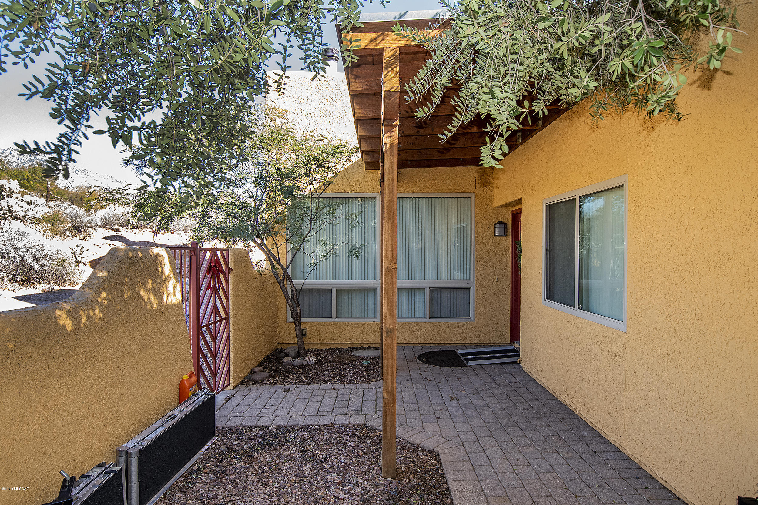 Reflections in the Catalina Condominium - Residential