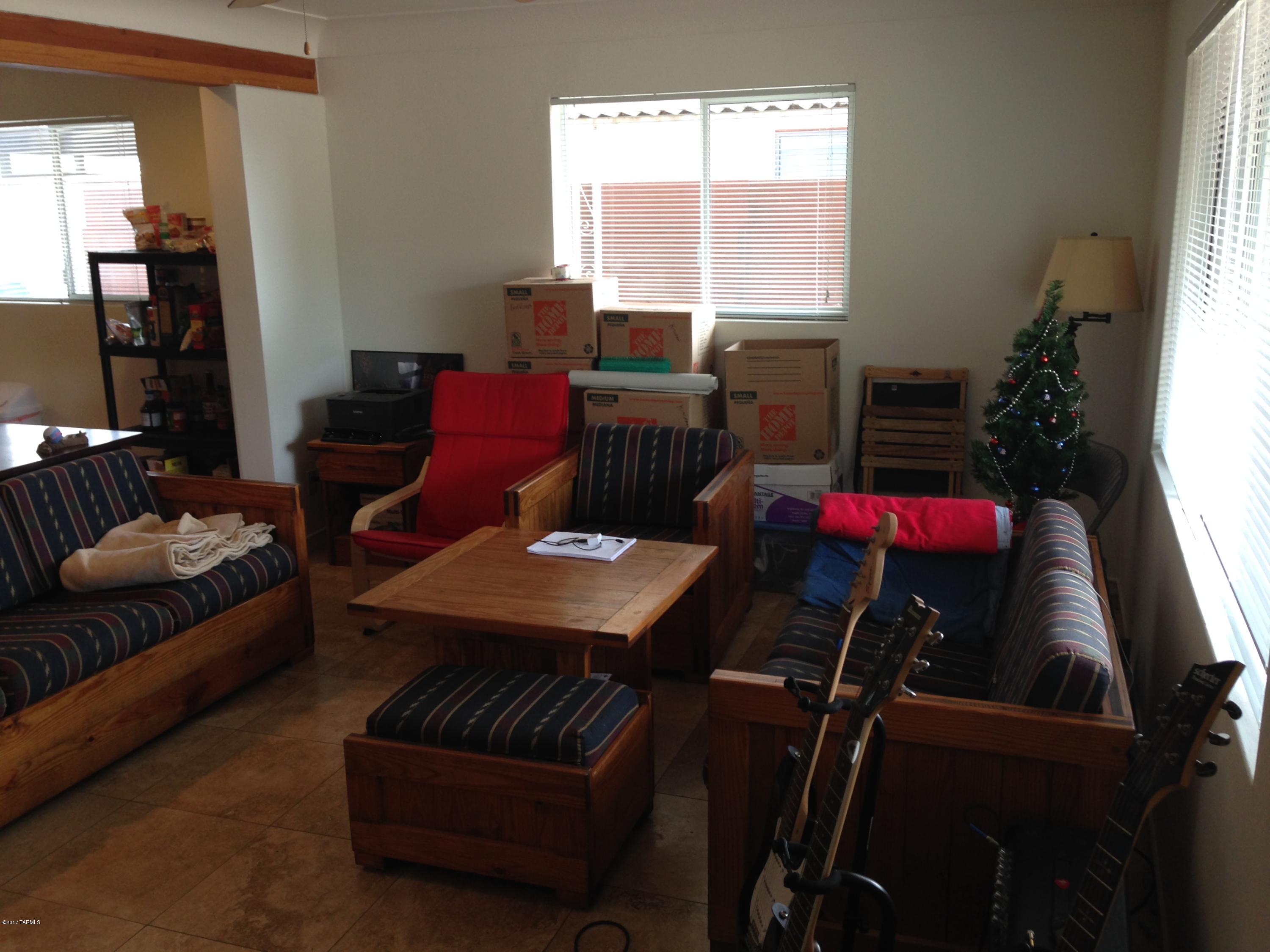 Jefferson Park - Residential Lease
