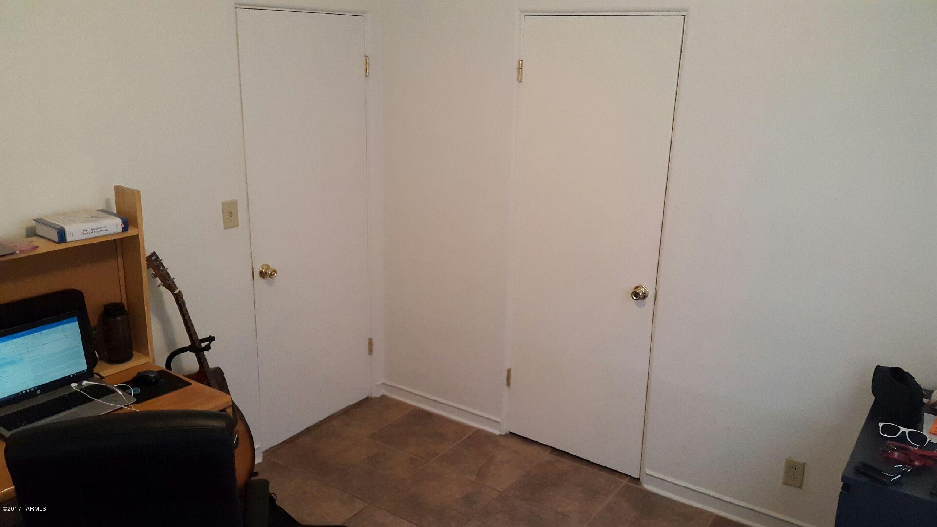 Jefferson Park - Residential Lease