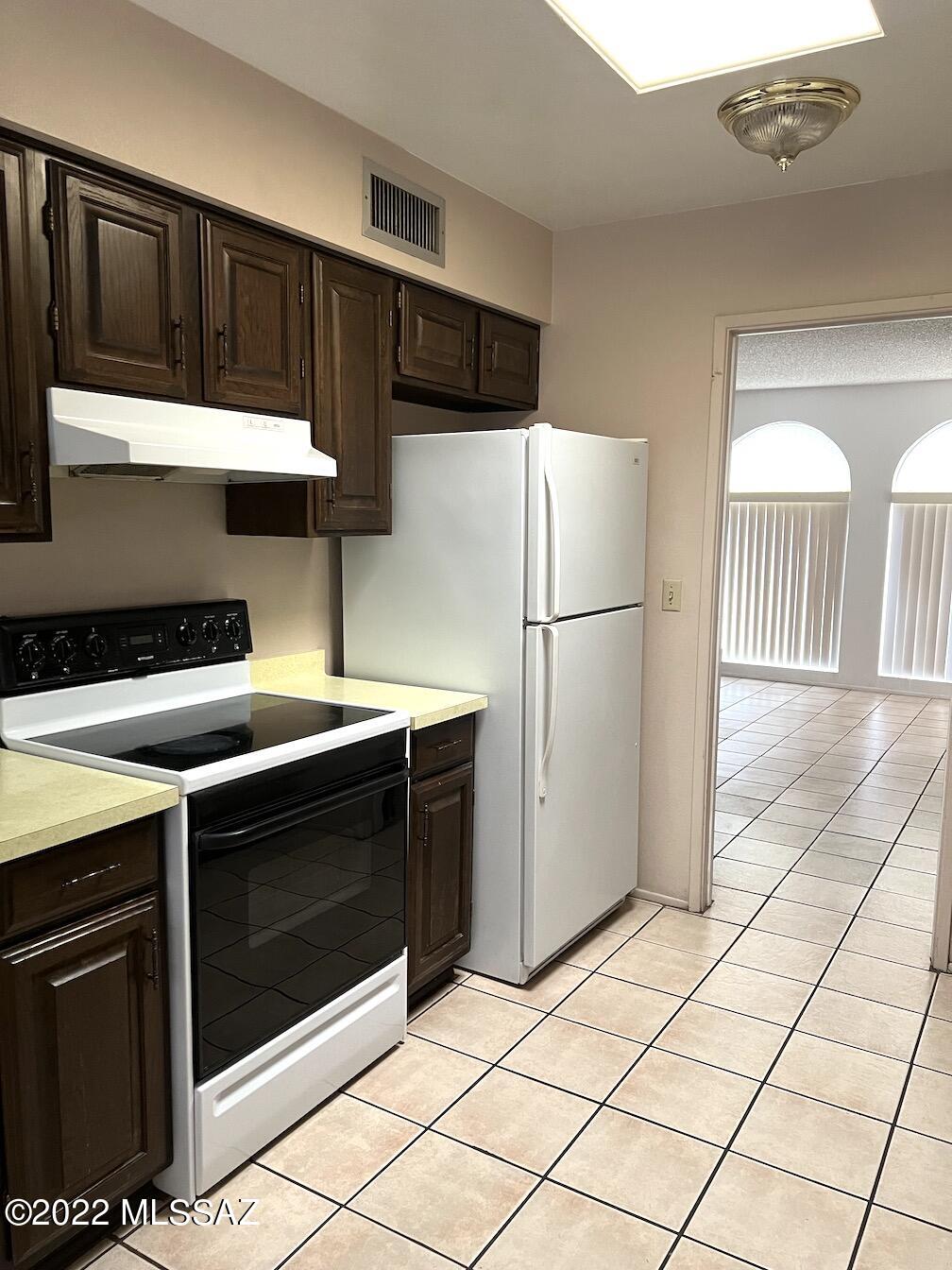 Encanto East Condos (1-13) - Residential