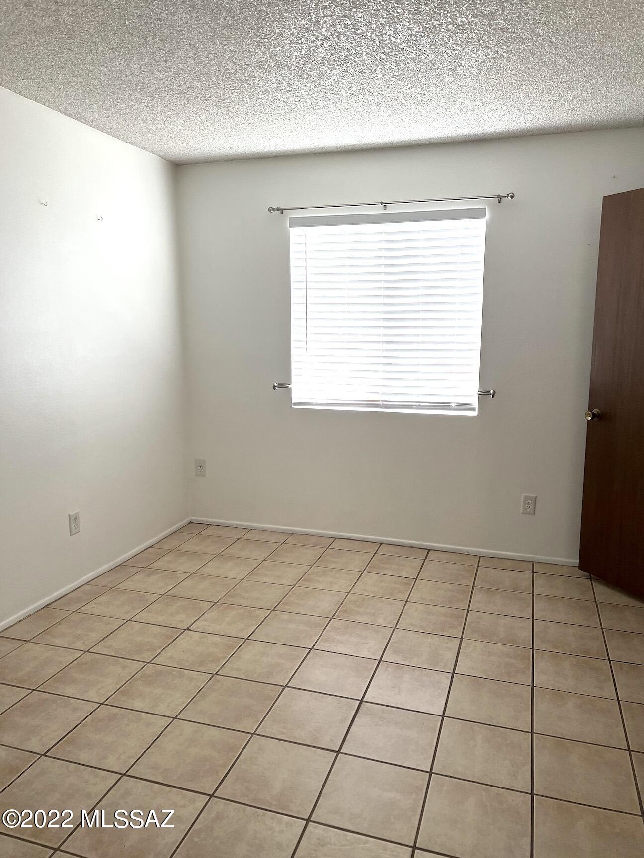 Encanto East Condos (1-13) - Residential