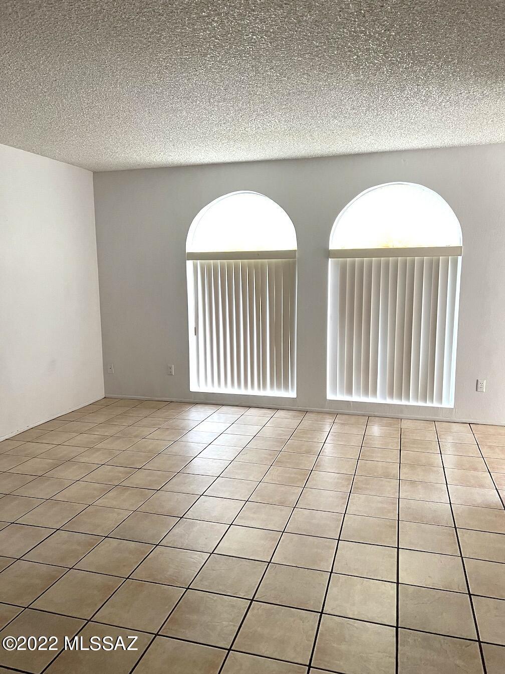 Encanto East Condos (1-13) - Residential