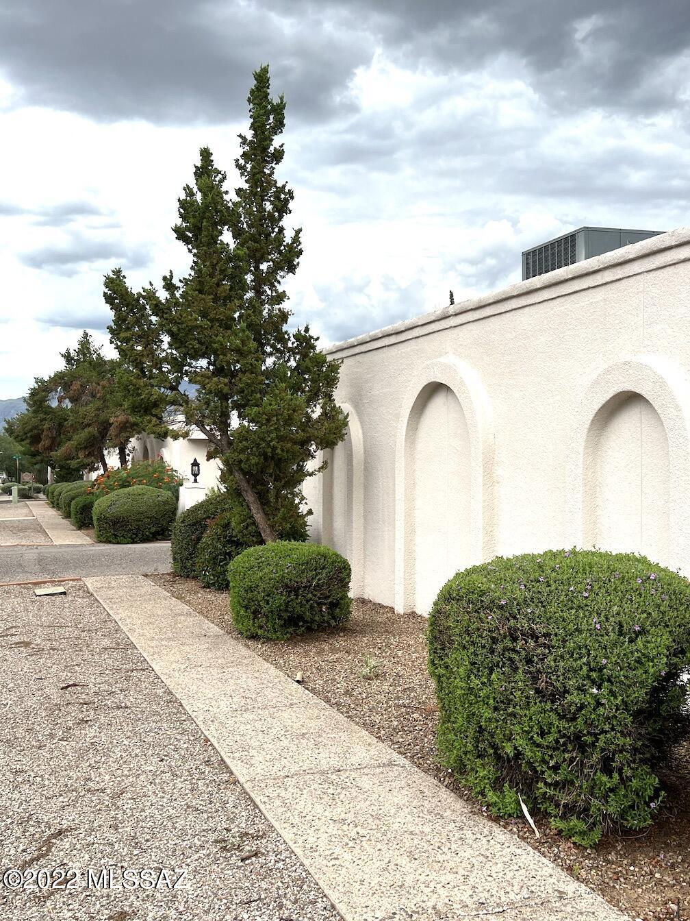 Encanto East Condos (1-13) - Residential