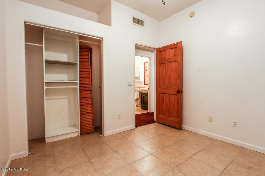 Indians Hills North  (1-31) - Residential Lease