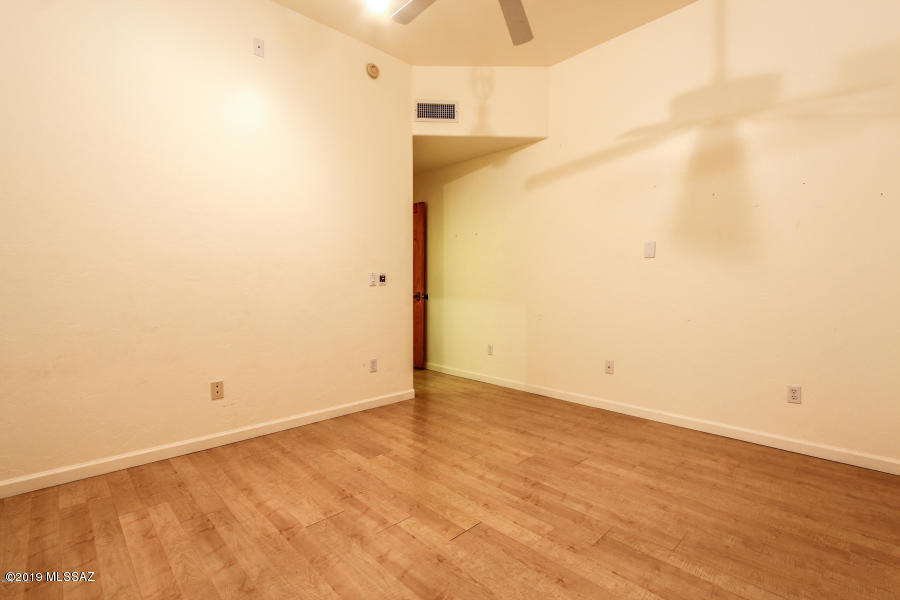 Indians Hills North  (1-31) - Residential Lease