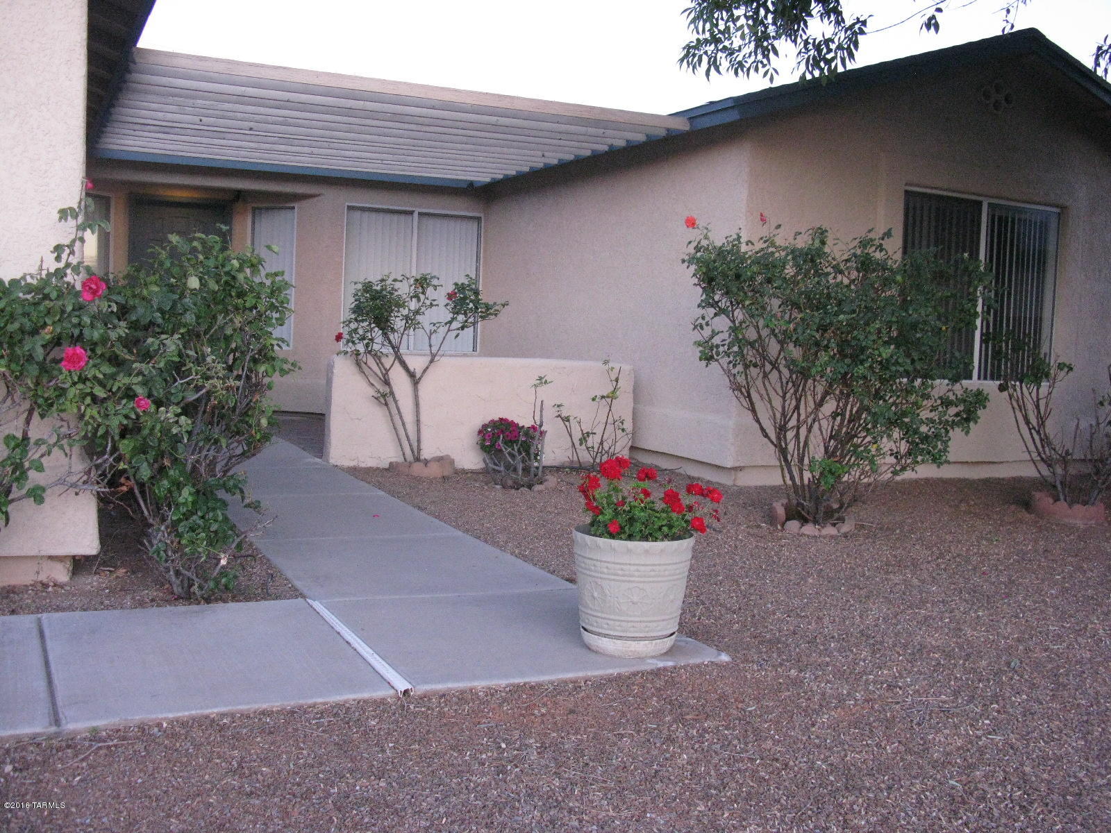 Seller will accept or counter offers between $235k and $240k dollars.
Beat the summer heat! Pool with Pebble Tec surface & recently installed in-ground cleaning system.  Big, private back yard. Functional, spacious home with desired split bedroom plan. Large Family room with fireplace & French doors to the backyard. 18 inch tile throughout bedrooms. Office/BR has wood floors. Bright, clean and move-in ready. Stainless steel appliances, storage over garage and alarm upgrades. Home warranty! Vail Schools.