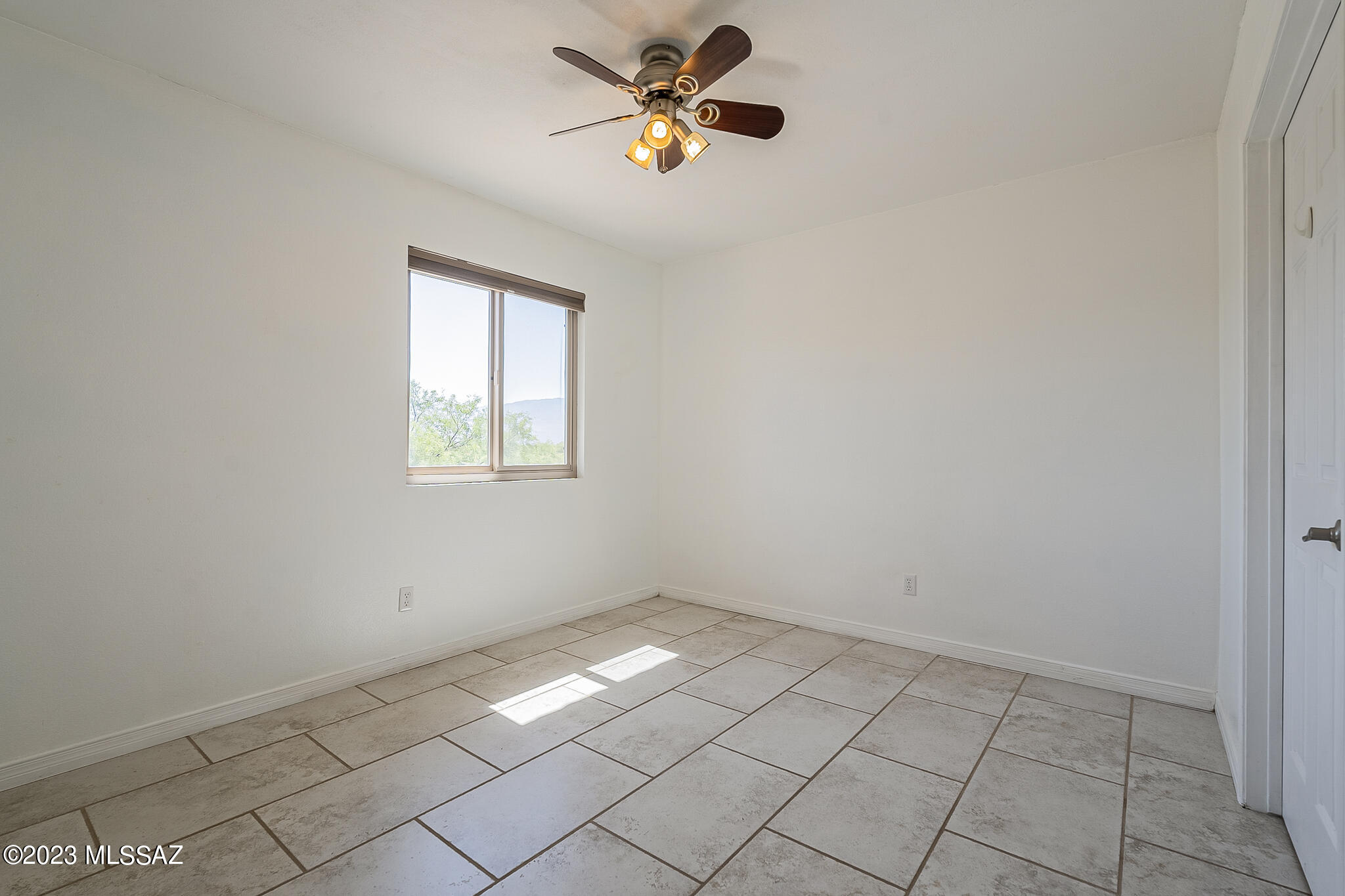 Catalina Madre III  (1-41) - Residential