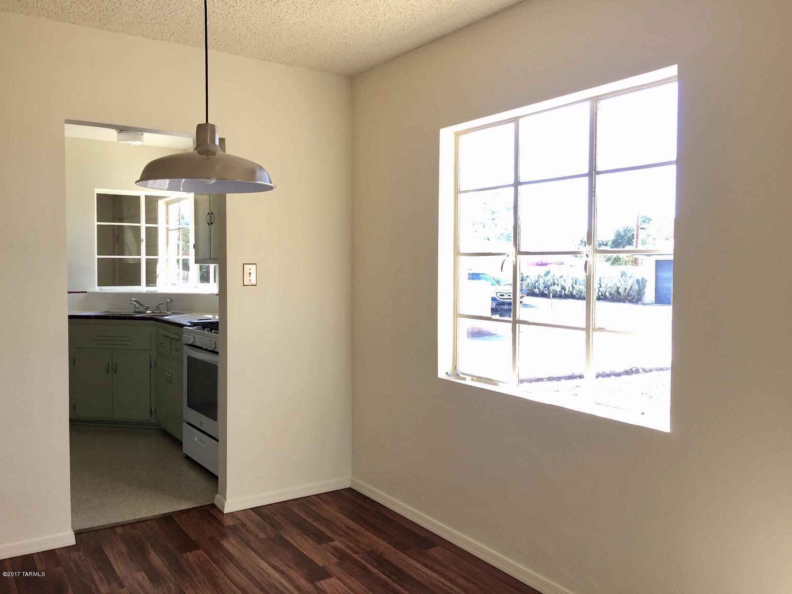 Del Monte Village - Residential