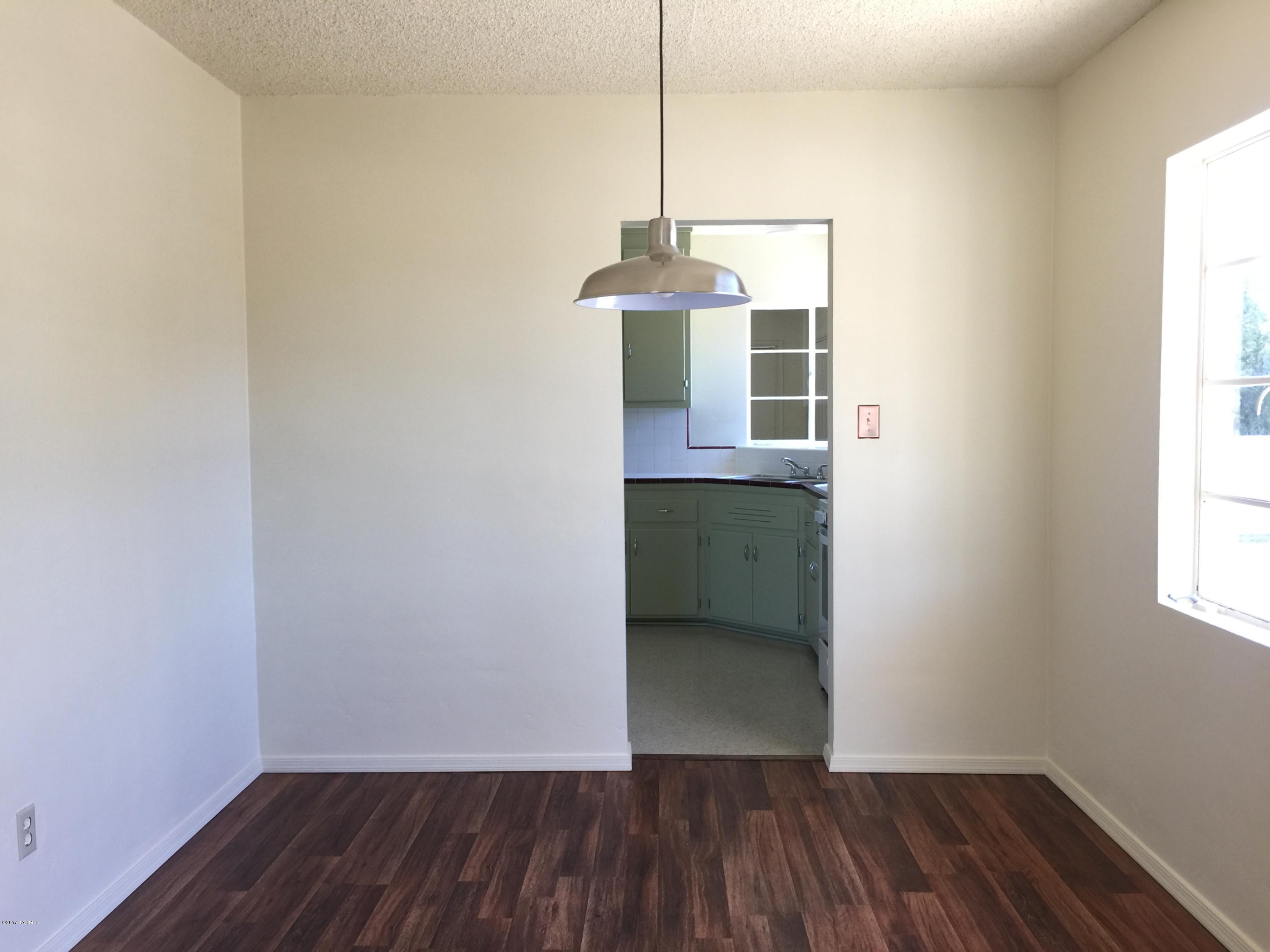 Del Monte Village - Residential