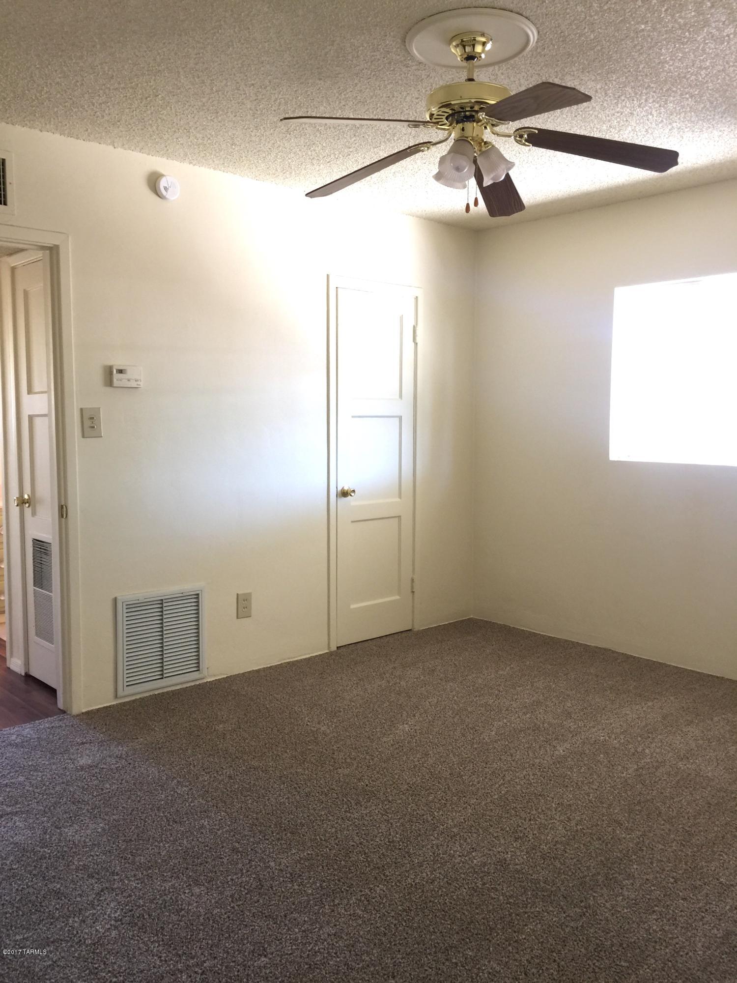 Del Monte Village - Residential
