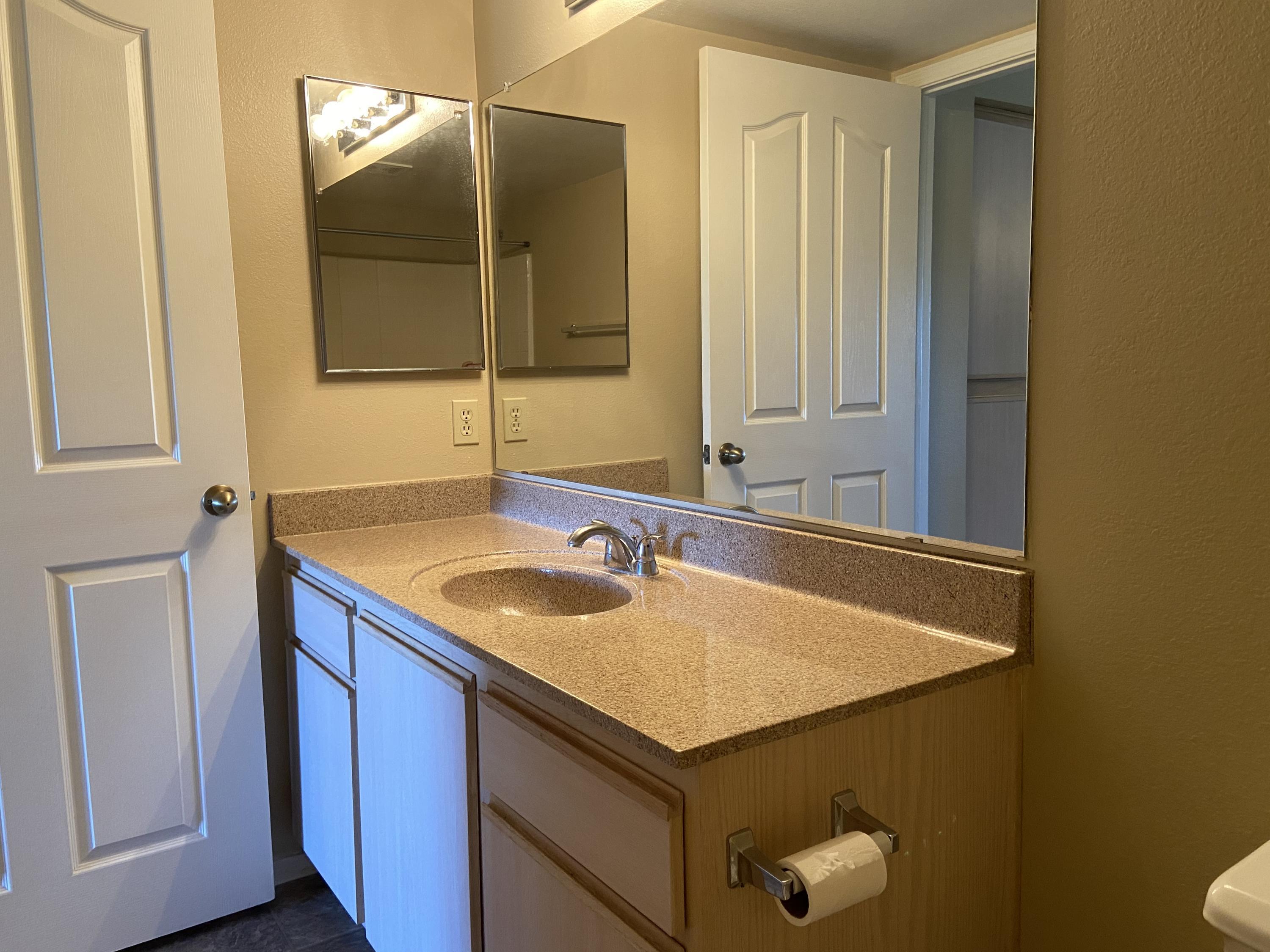 Veranda at Ventana Condominiums - Residential Lease