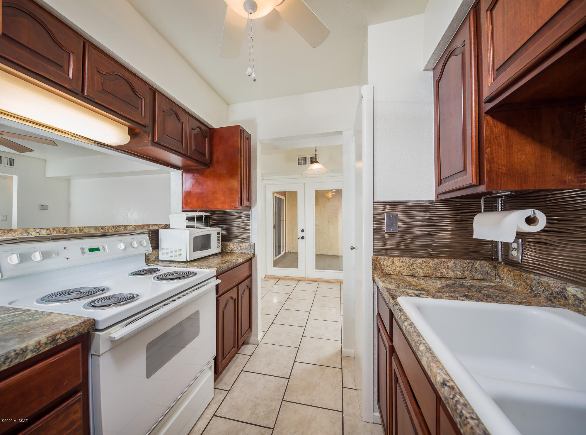 Las Colinas Condominiums - Residential