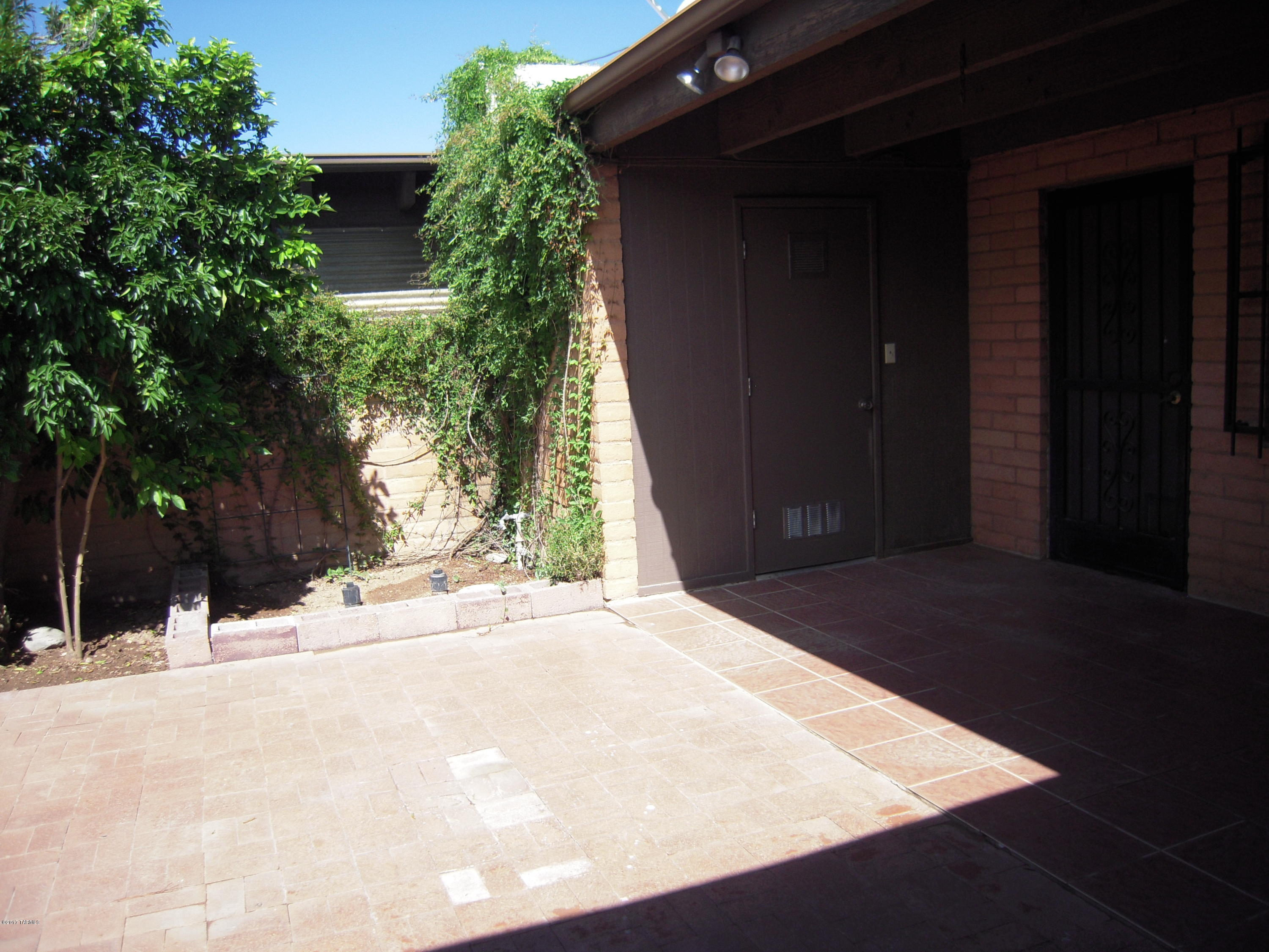 Woodland Hills NO. 2 (1-22) - Residential