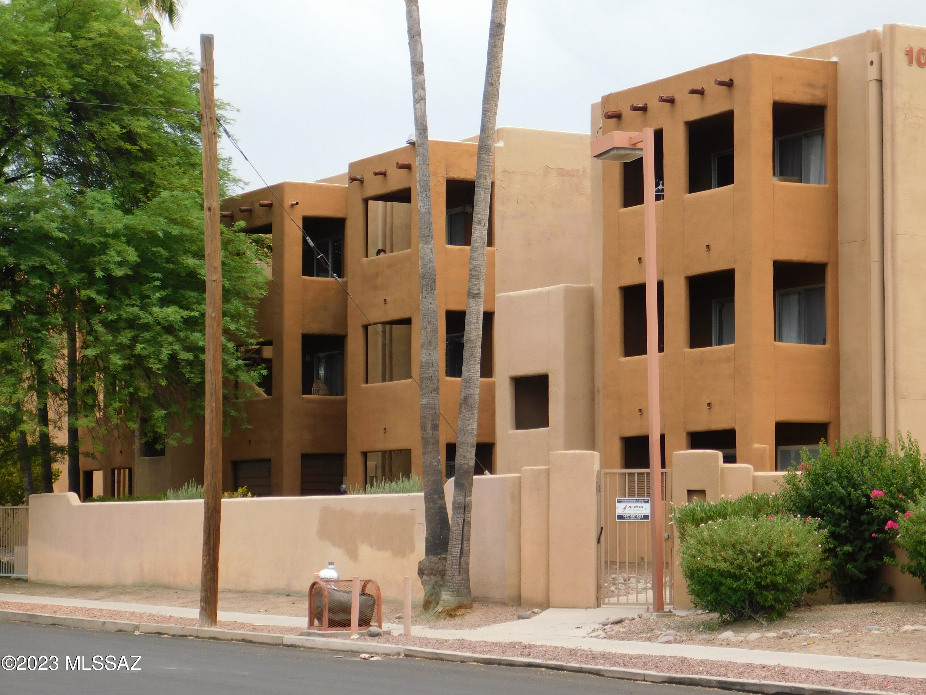 Casa Club Condominium - Residential