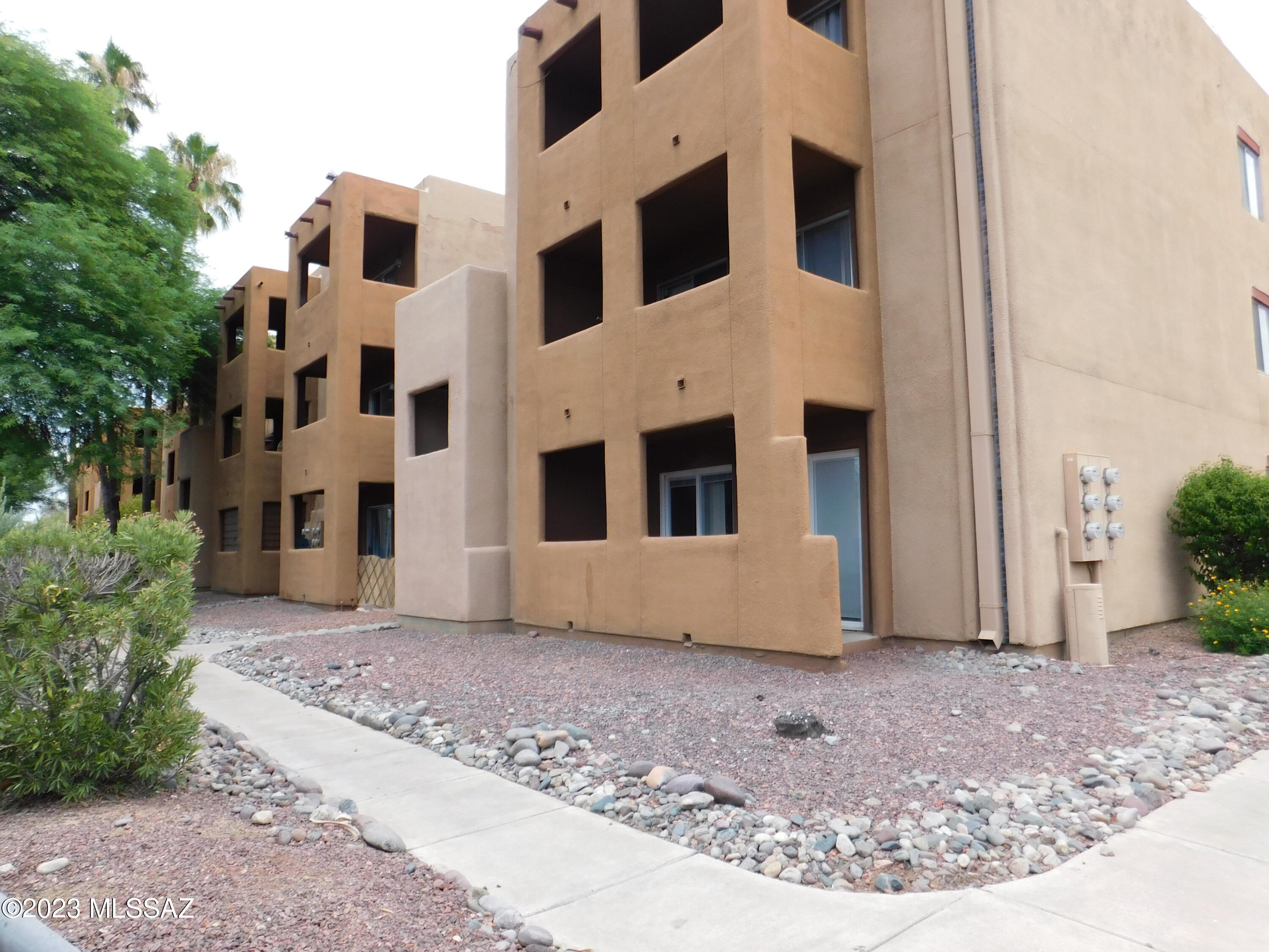 Casa Club Condominium - Residential