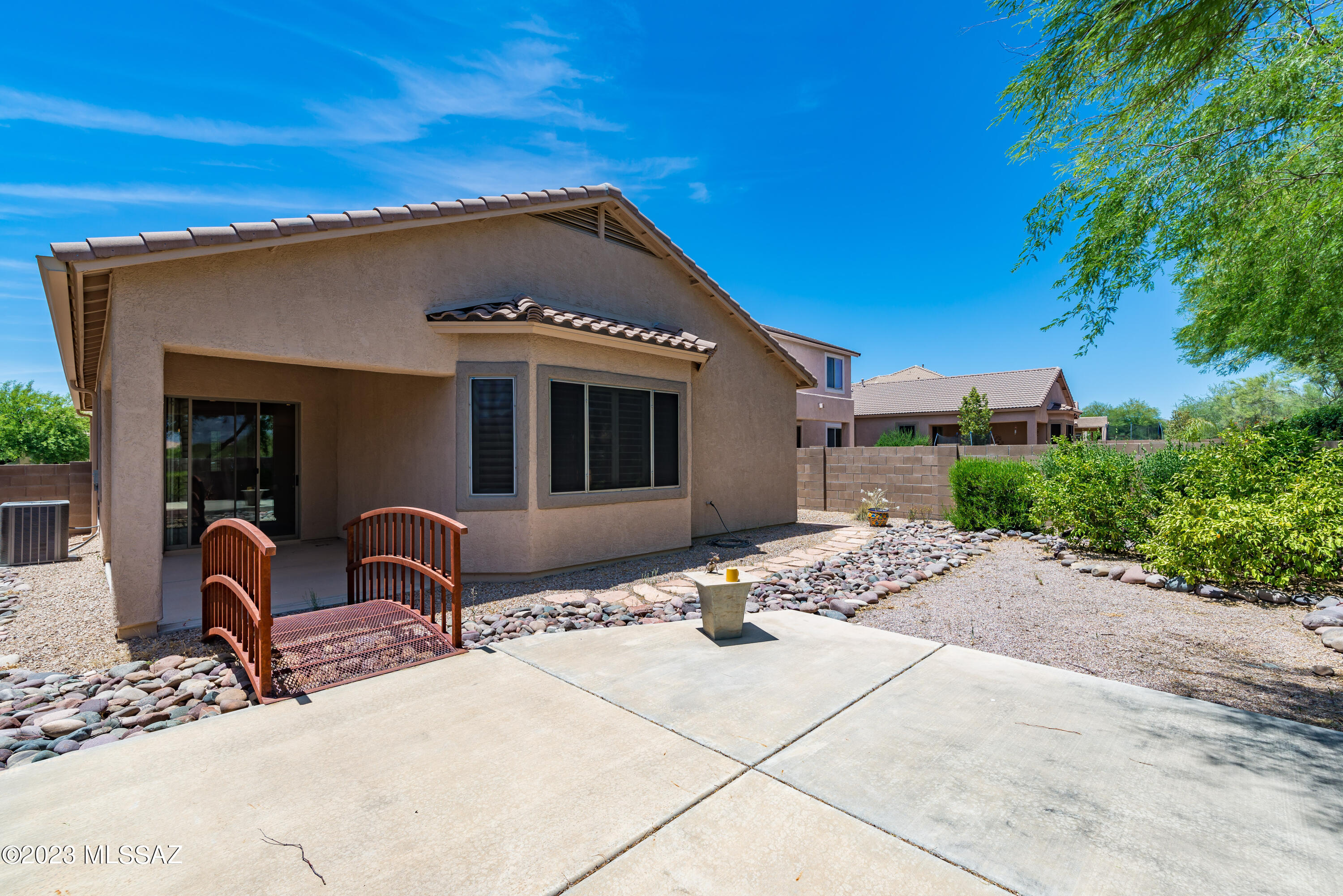 Rancho Vistoso NGHB 10 PCLS S,U & V - Residential