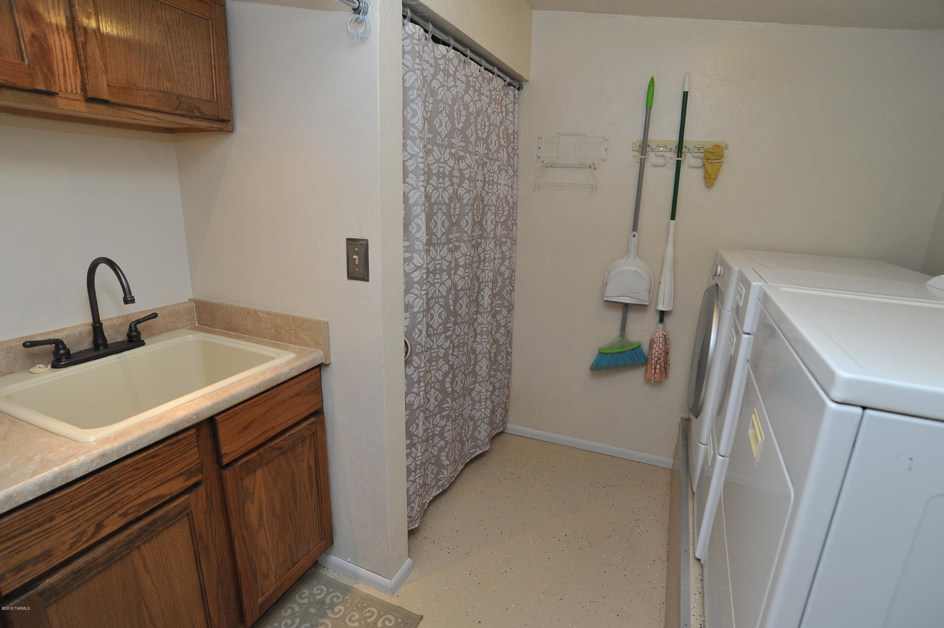 Miramonte Terr - Residential