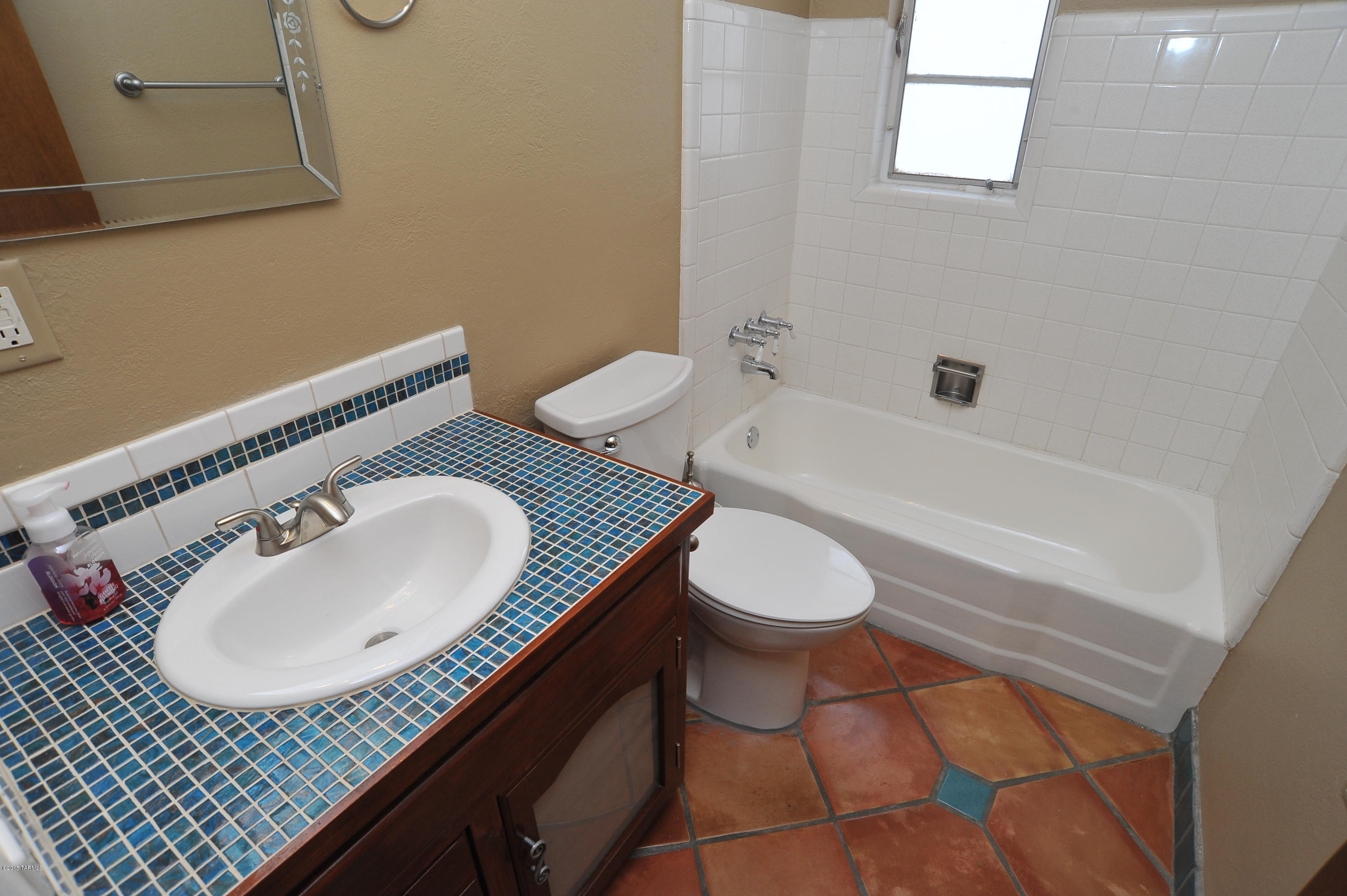 Miramonte Terr - Residential