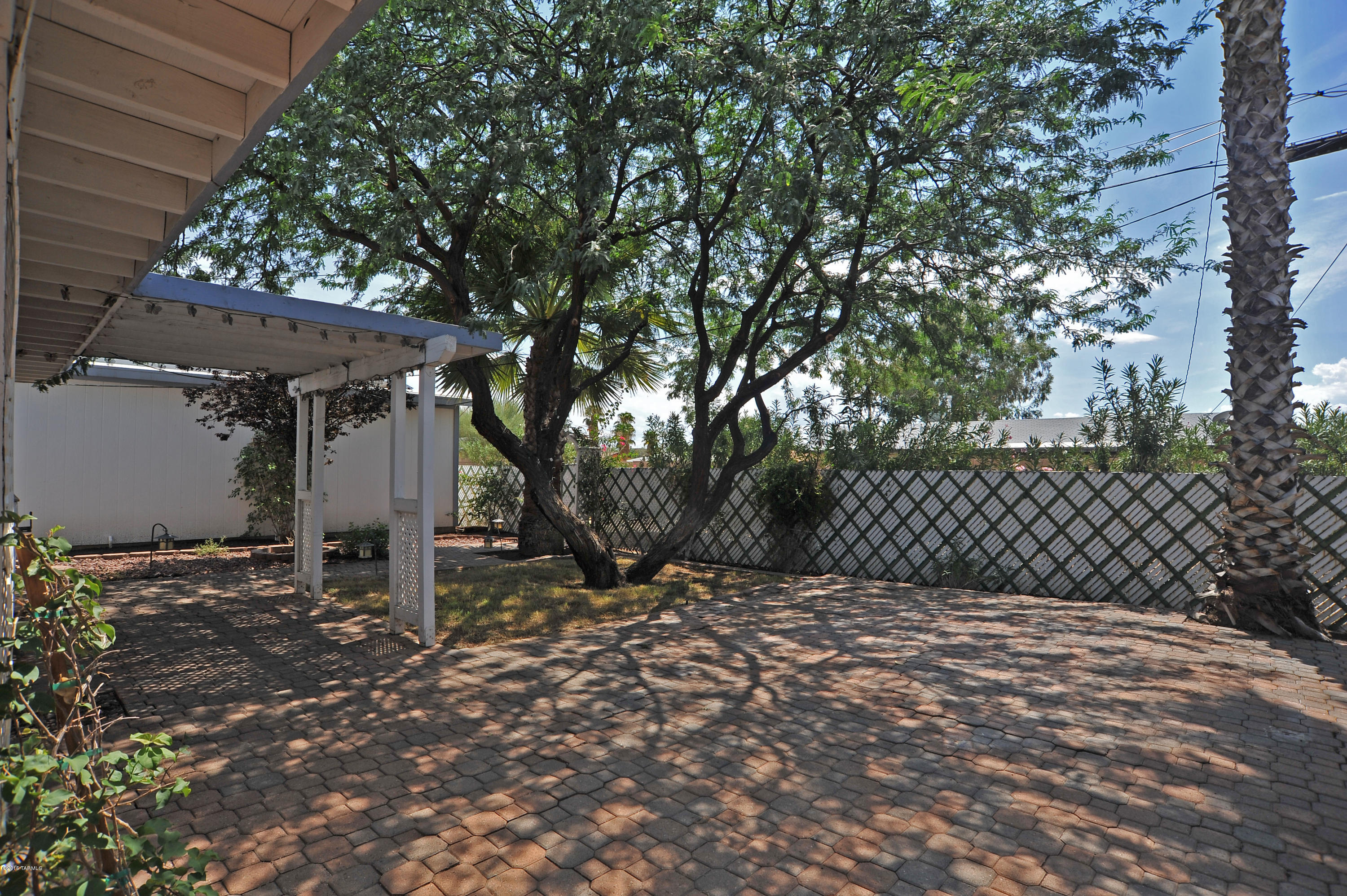 Miramonte Terr - Residential