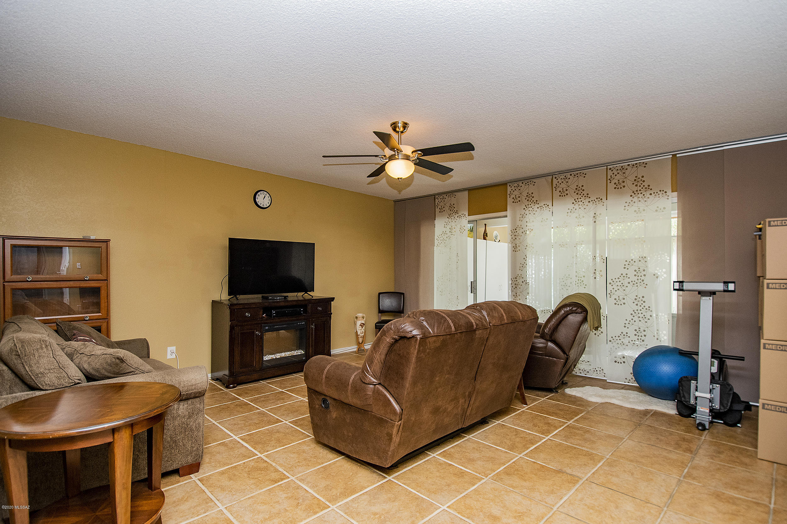 Oro Valley Townhouses (47-52, 58-91) - Residential