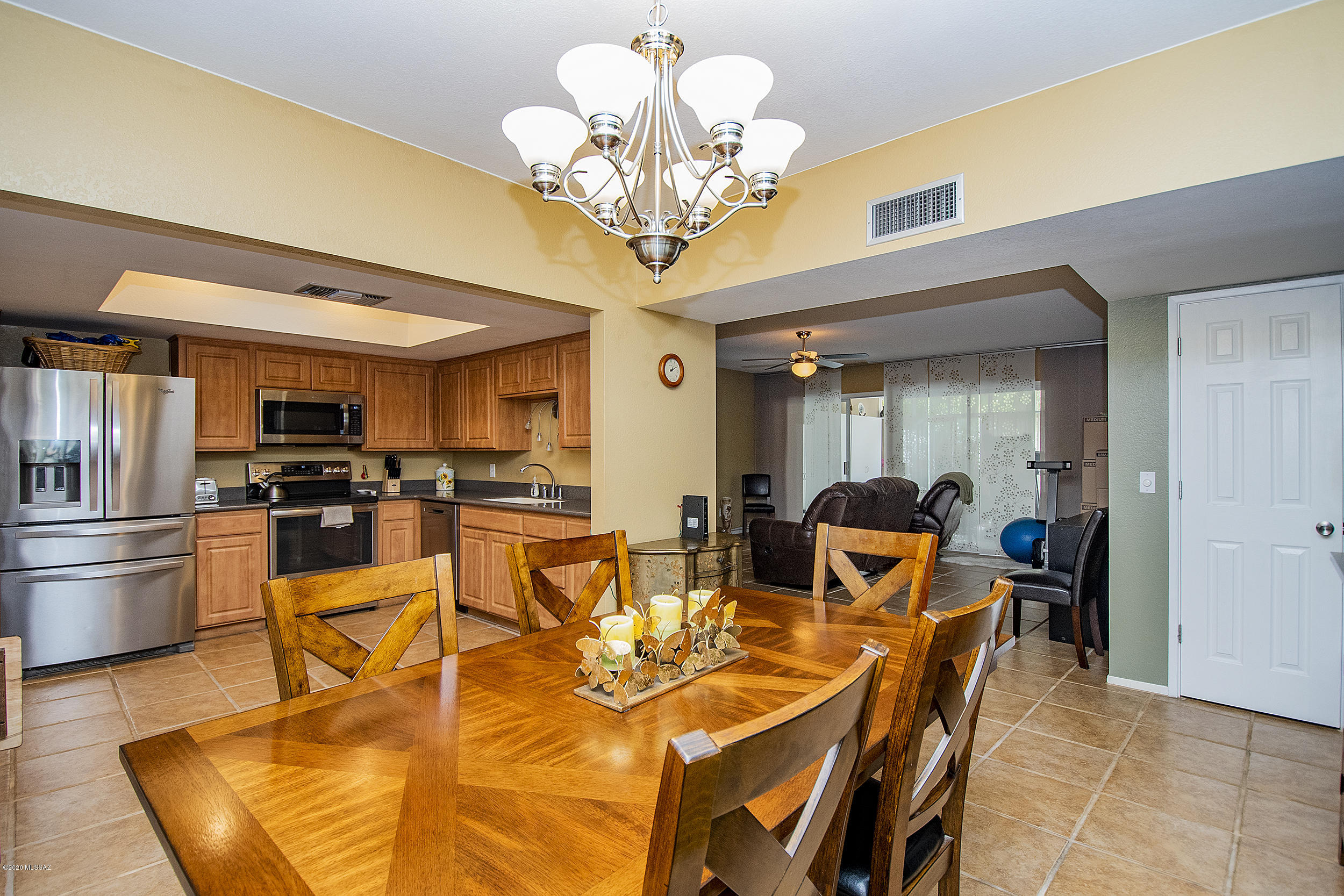 Oro Valley Townhouses (47-52, 58-91) - Residential