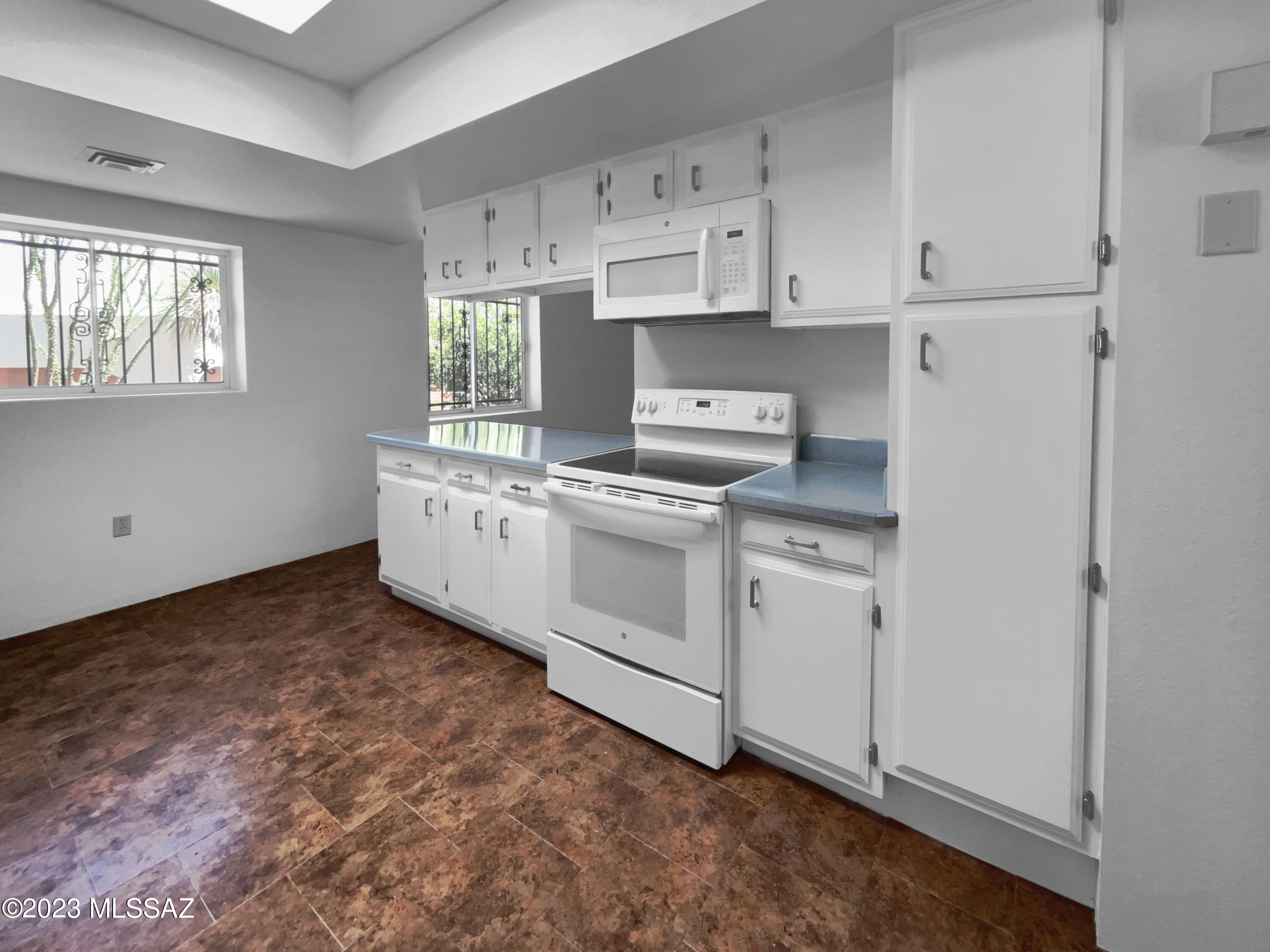 Continental Vistas(1-302) - Residential
