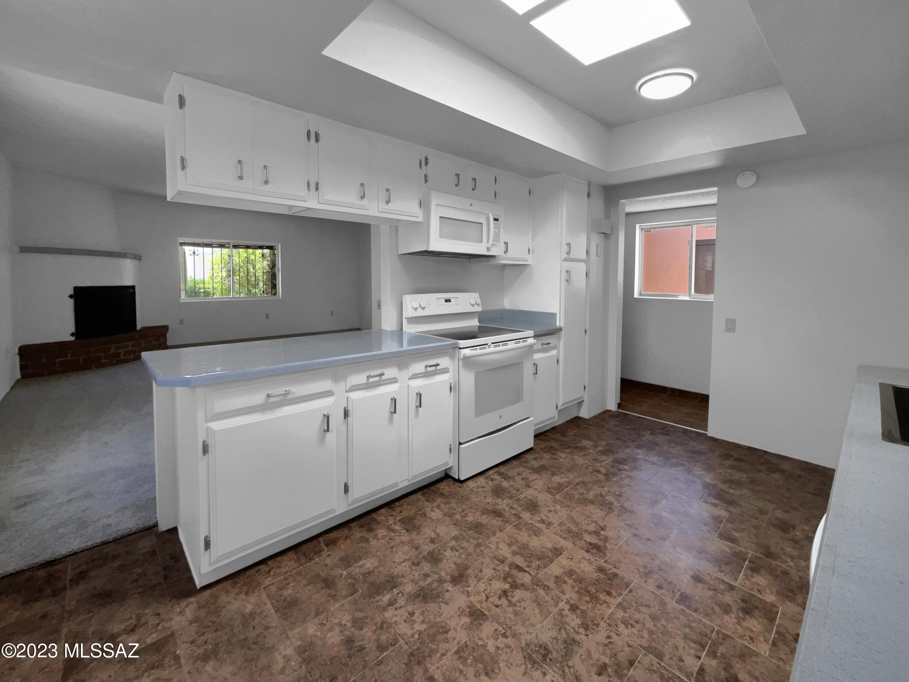 Continental Vistas(1-302) - Residential
