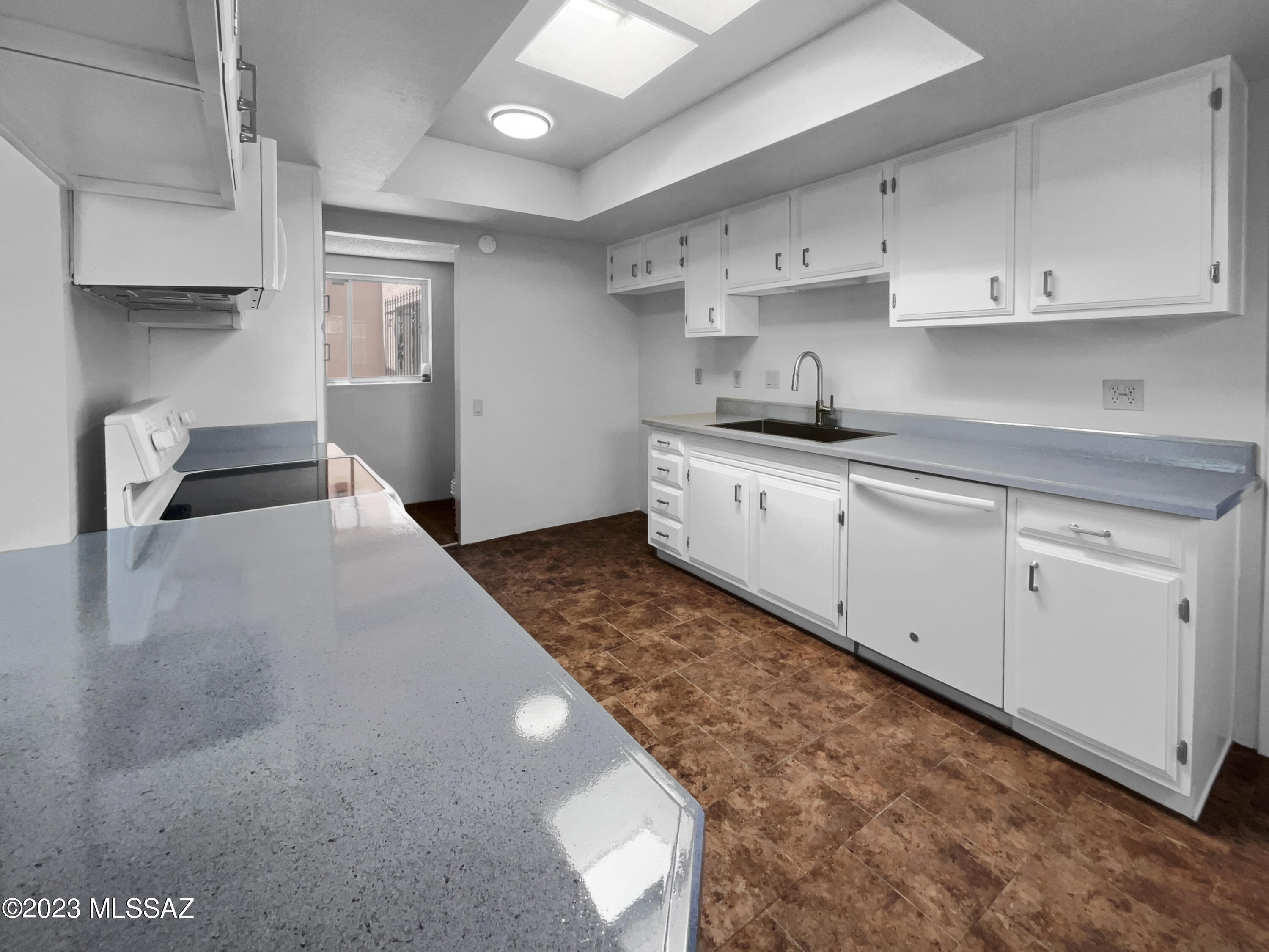 Continental Vistas(1-302) - Residential