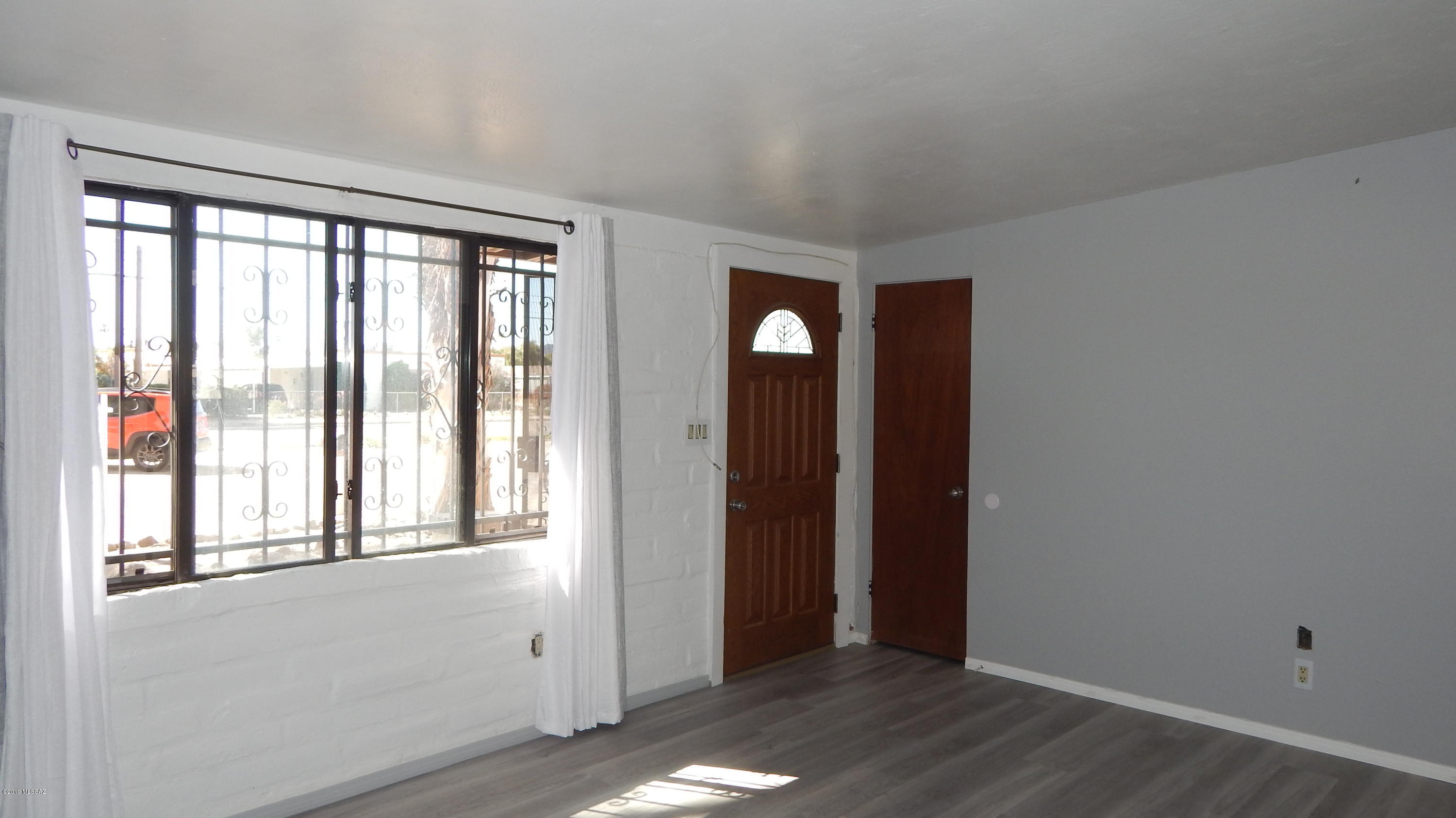 Cottonwood Manor - Residential Lease