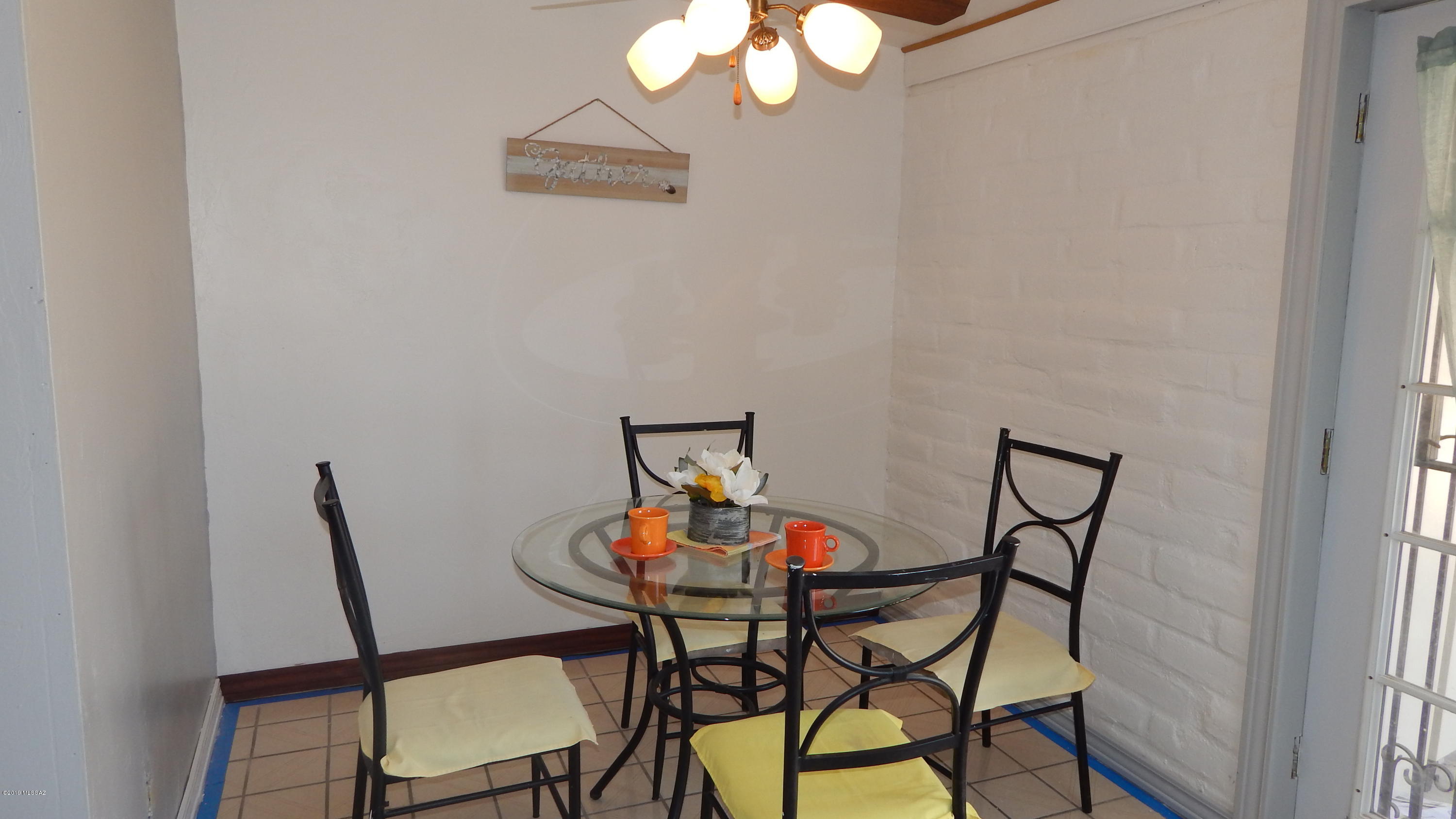 Cottonwood Manor - Residential Lease
