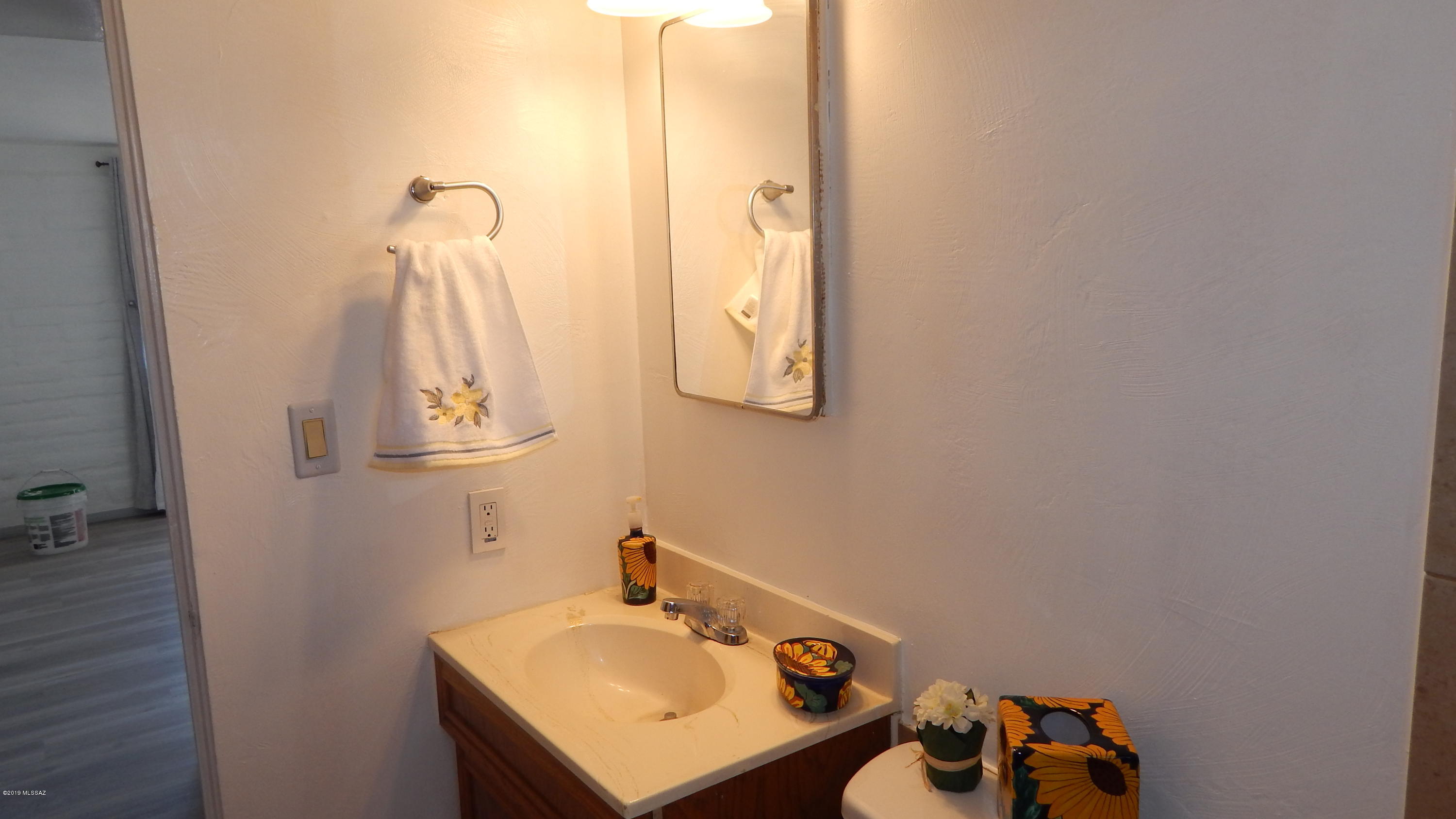 Cottonwood Manor - Residential Lease