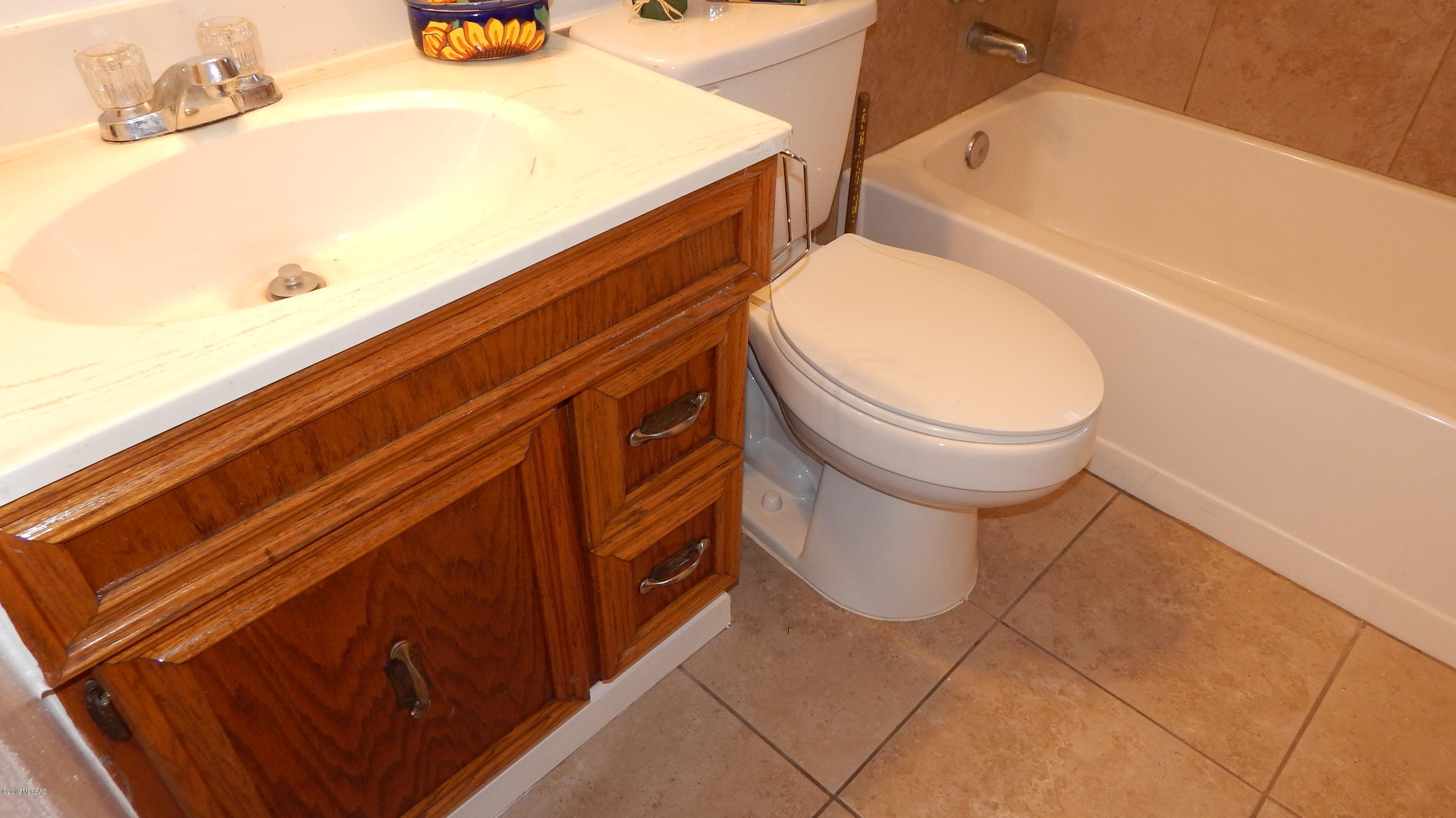 Cottonwood Manor - Residential Lease