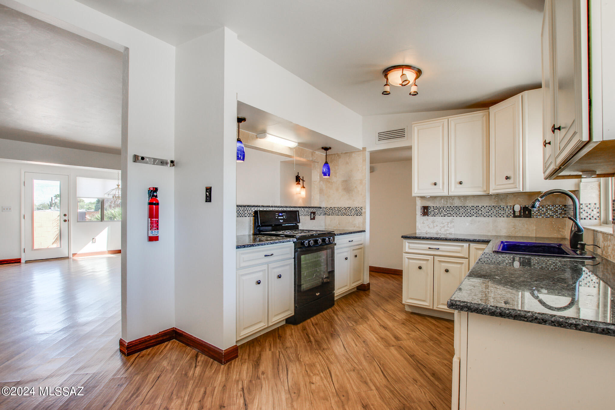 Longview Estates (194-470) - Residential